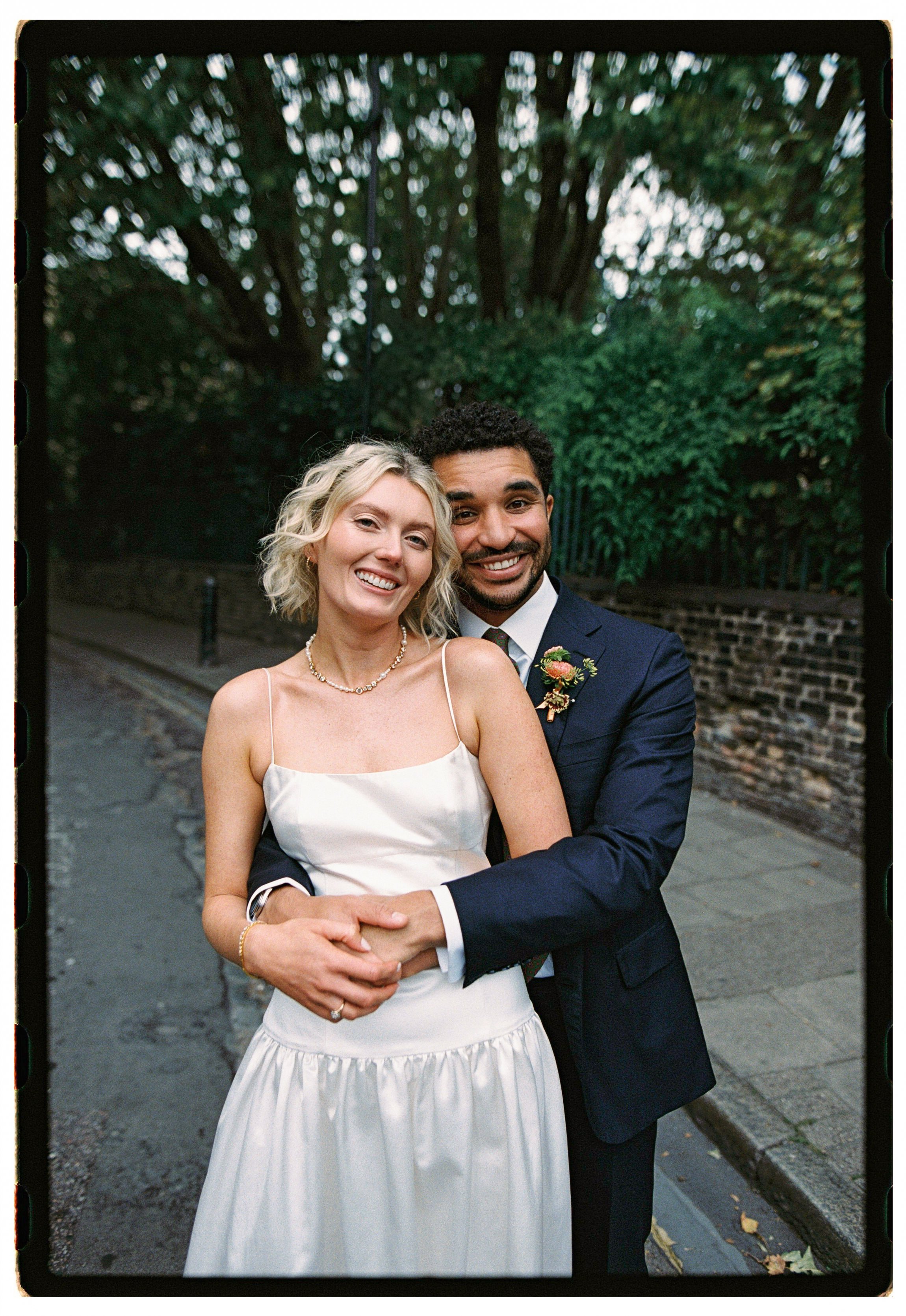 162042-The Curries-44-RROld Sessions House Wedding London.jpg