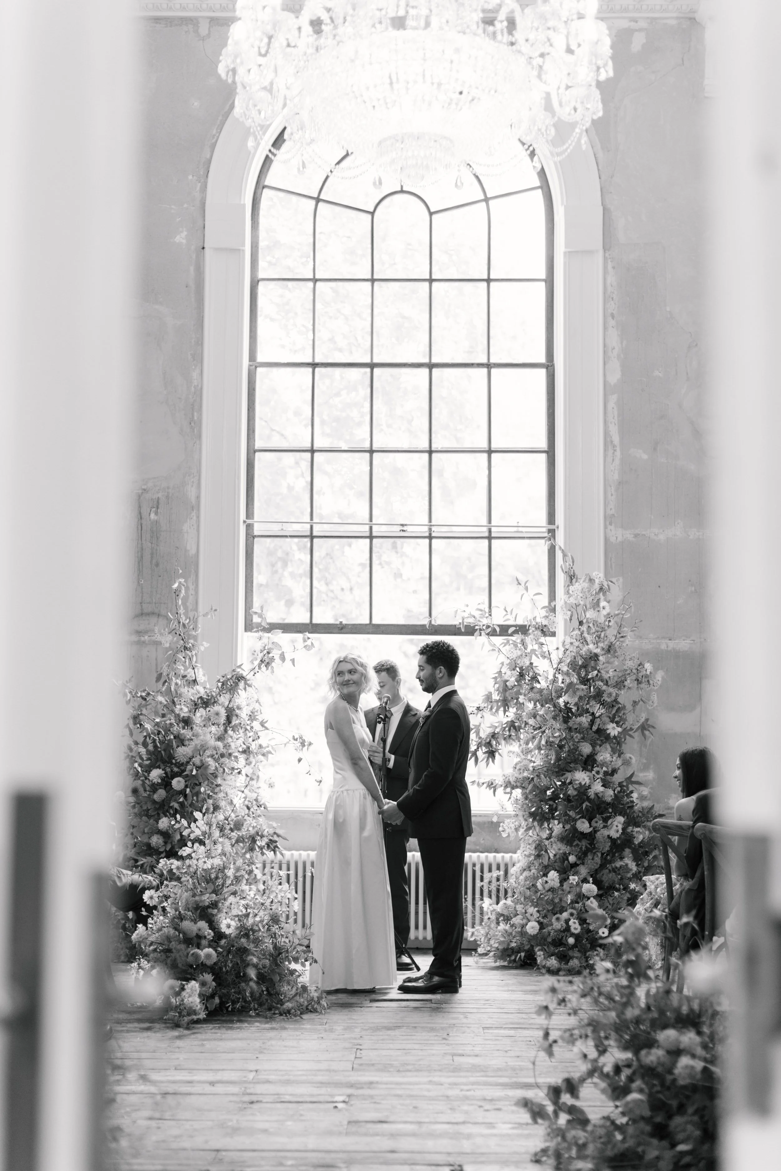 142026-1H9A7815-RROld Sessions House Wedding London.jpg