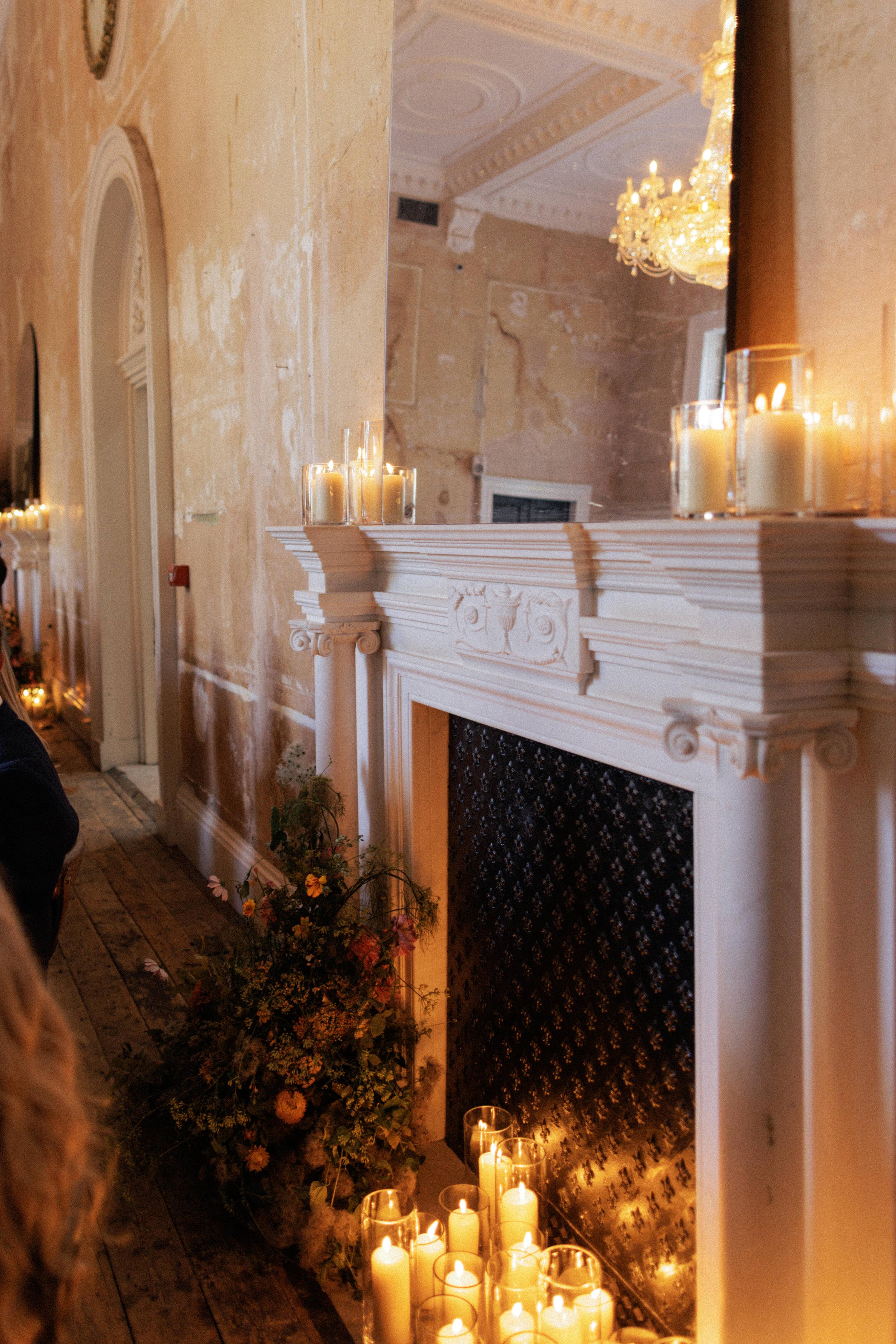 162107-1L1A6170-RROld Sessions House Wedding London.jpg