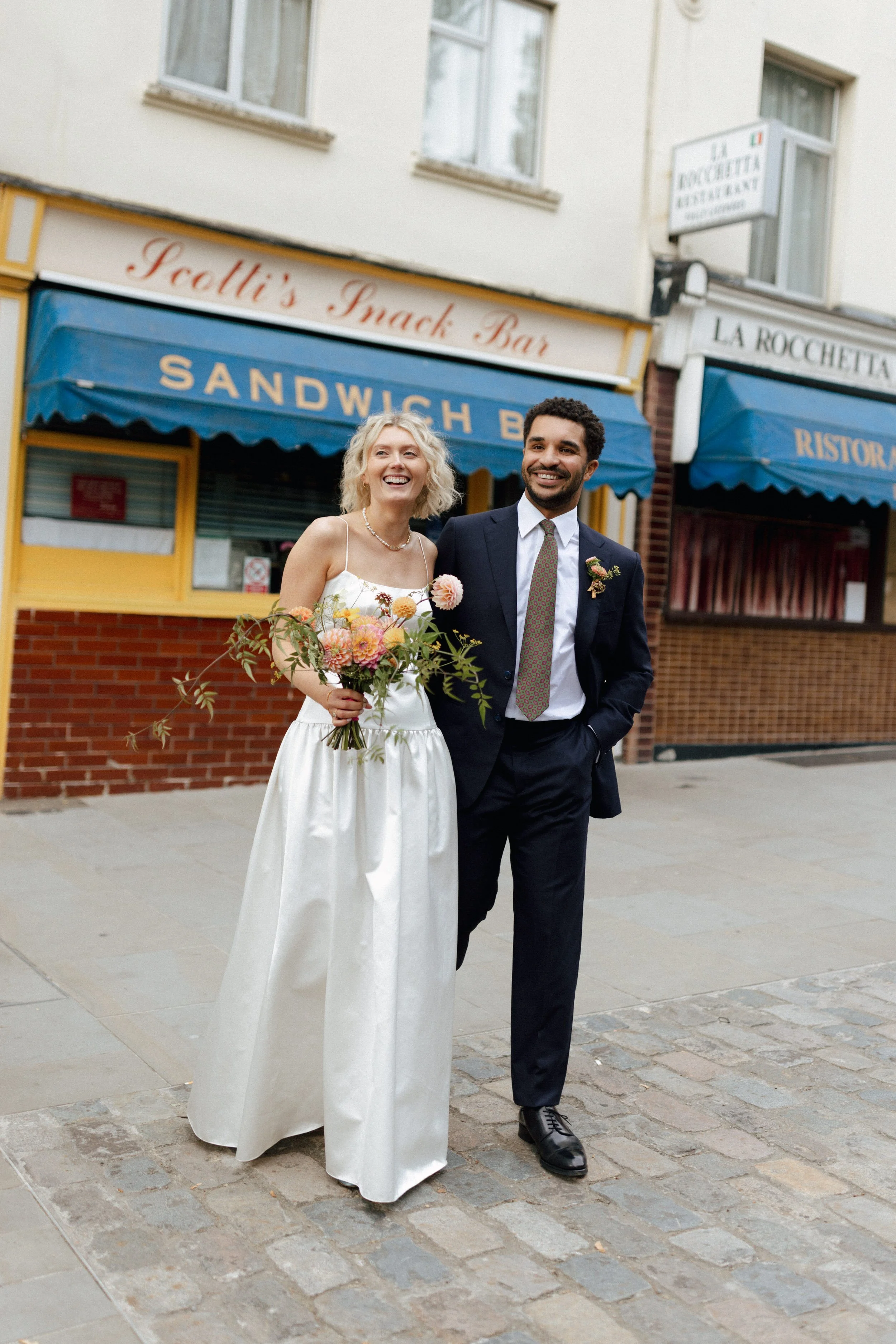 145531-1L1A5067-RROld Sessions House Wedding London.jpg