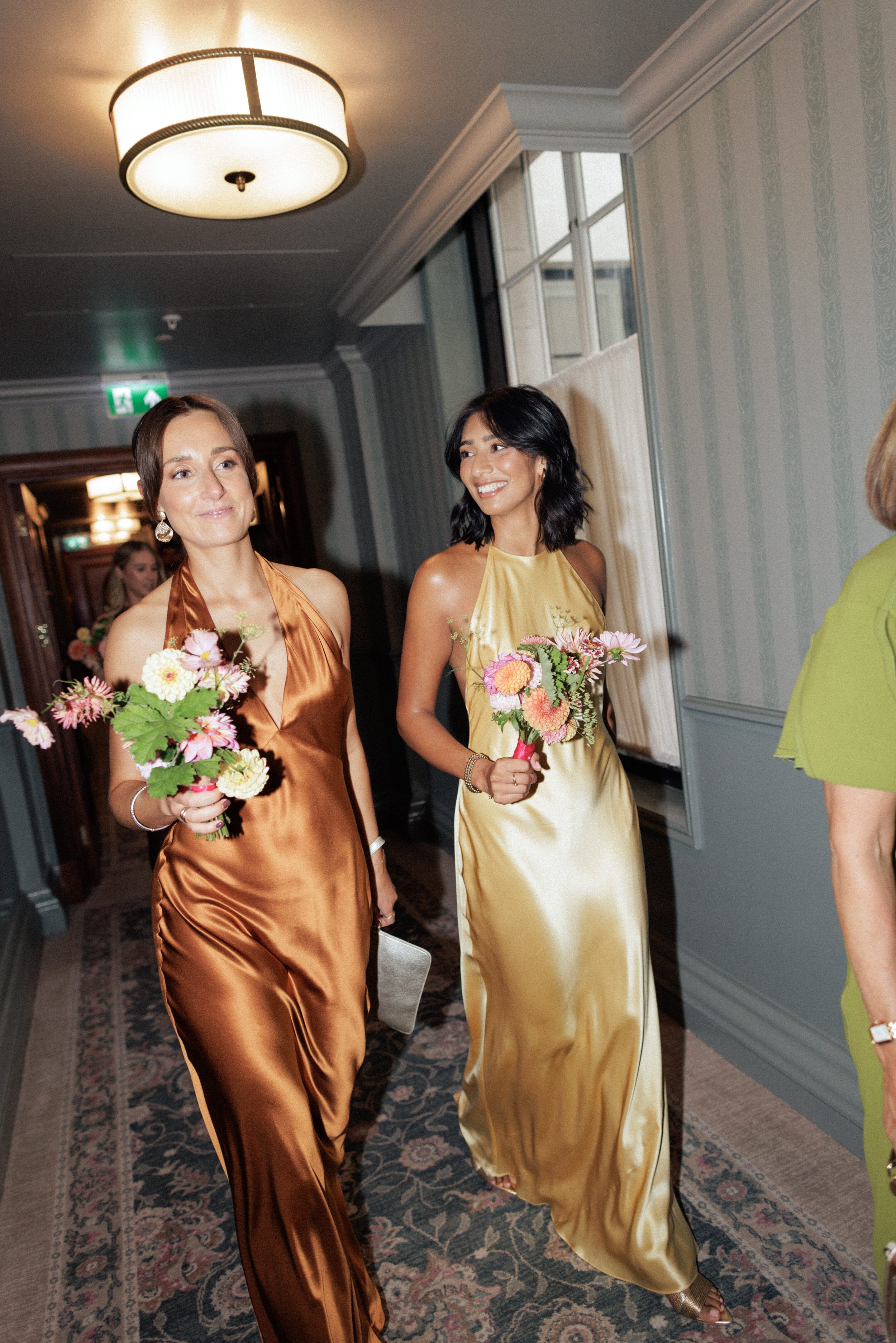 133939-1H9A7444-RROld Sessions House Wedding London.jpg