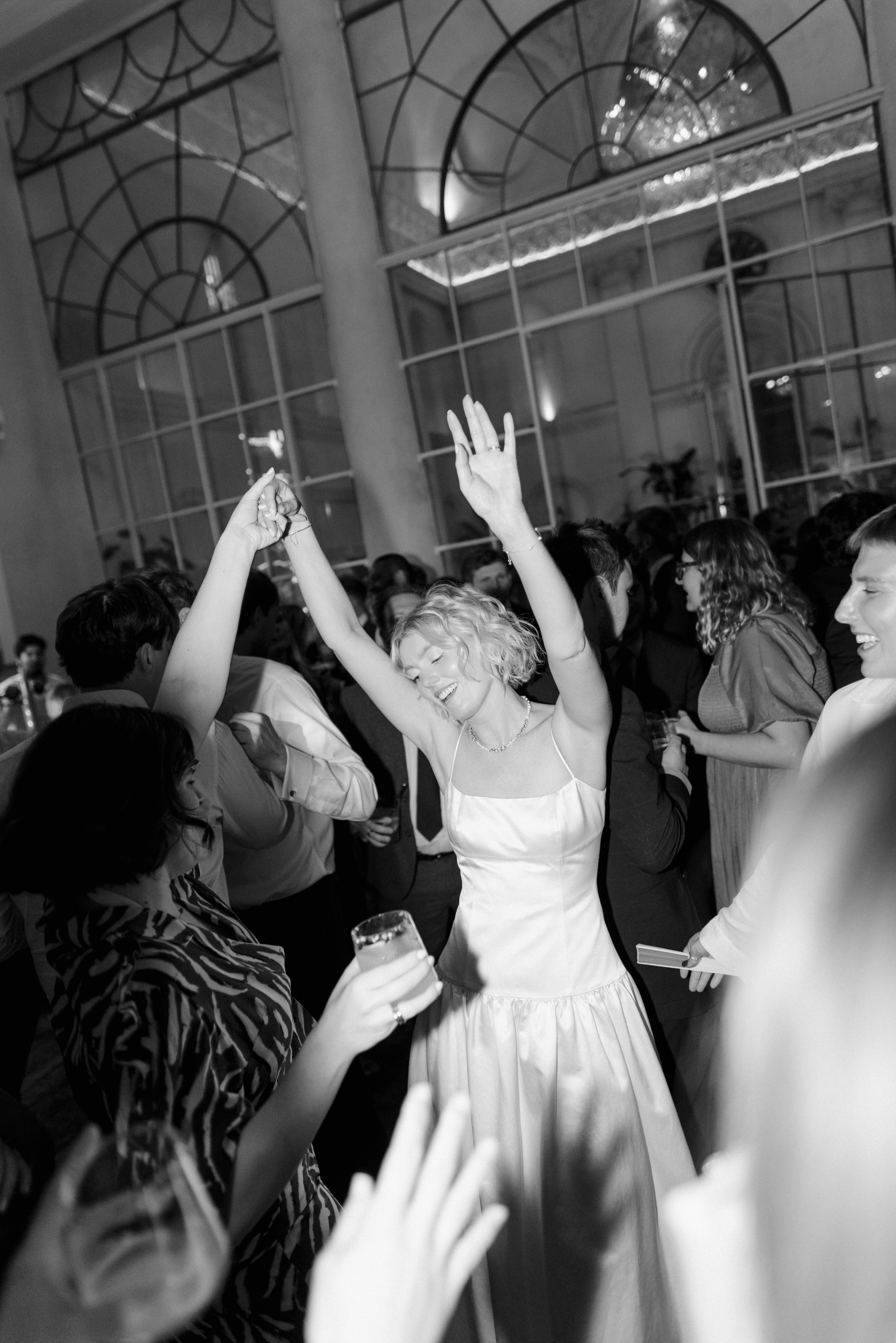 204246-1L1A7221-RROld Sessions House Wedding London.jpg