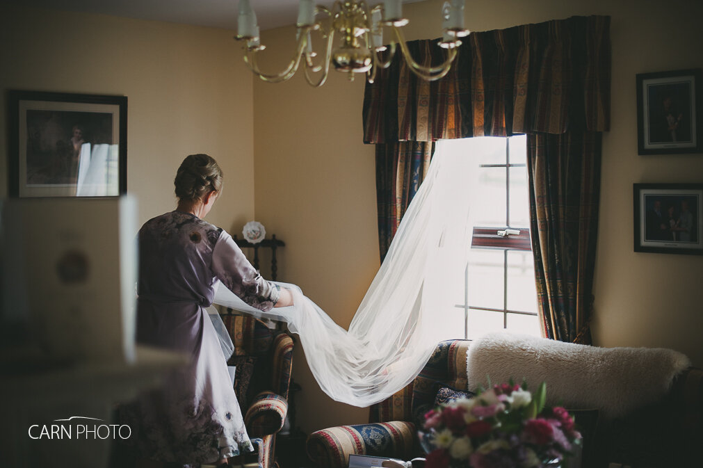 Wedding-Photographer-Killyhevlin-Enniskillen-Hotel-003.jpg