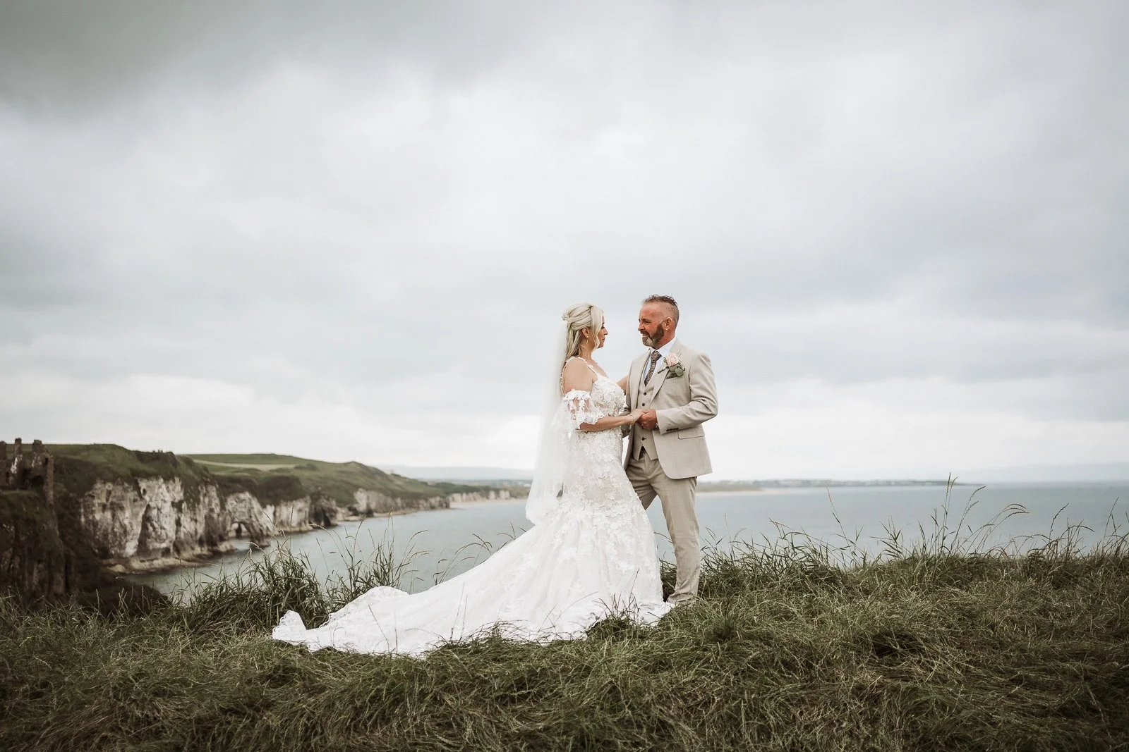 dunluce-castle-antrim-coast-wedding-668.jpg