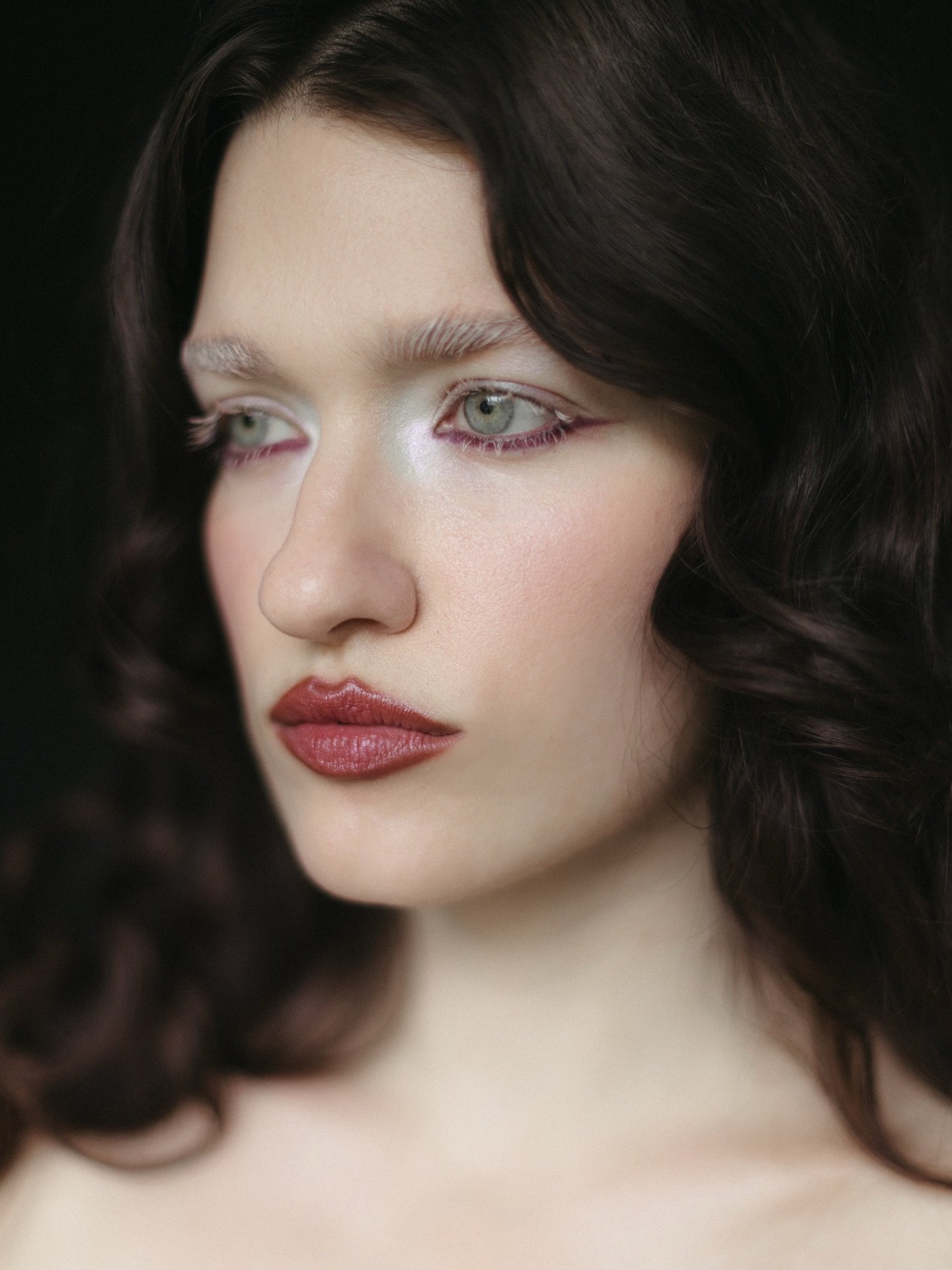 Renaissance painting or @alessandra__biagiotti 🤍 
Photos by @tylerhooksphoto 
&bull;
Trying new things, here&rsquo;s the process ~
Tyler gave us the moodboard, filled with super moody images, soft blush colors and also deep colors. I thrifted a few 