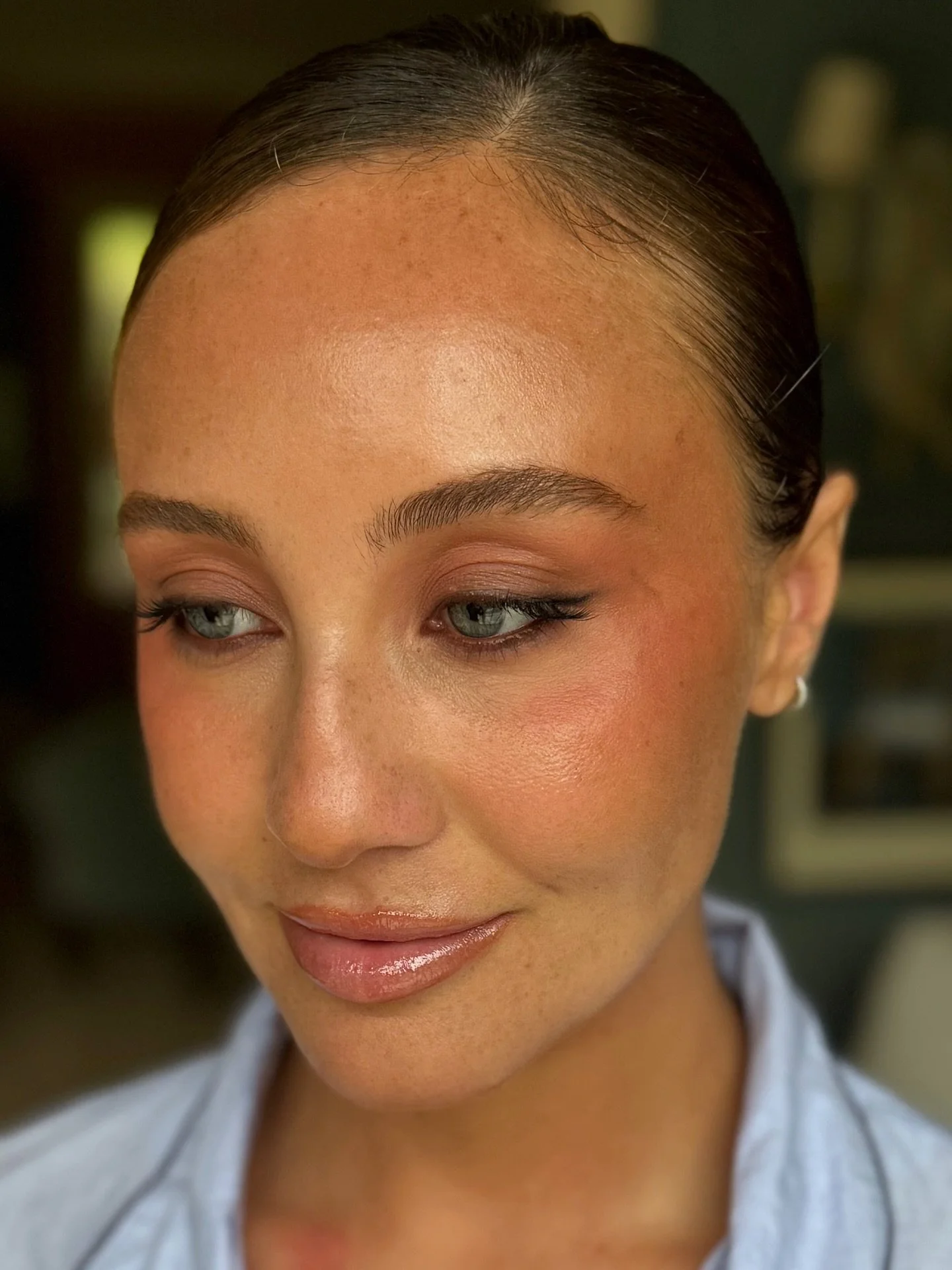 After being in this industry over a decade, I will never be too arrogant thinking I&rsquo;ve stopped learning. This client asked me to add more blush and she requested a very bright coral and hot pink. I said ??? But whatever the client wants, they g