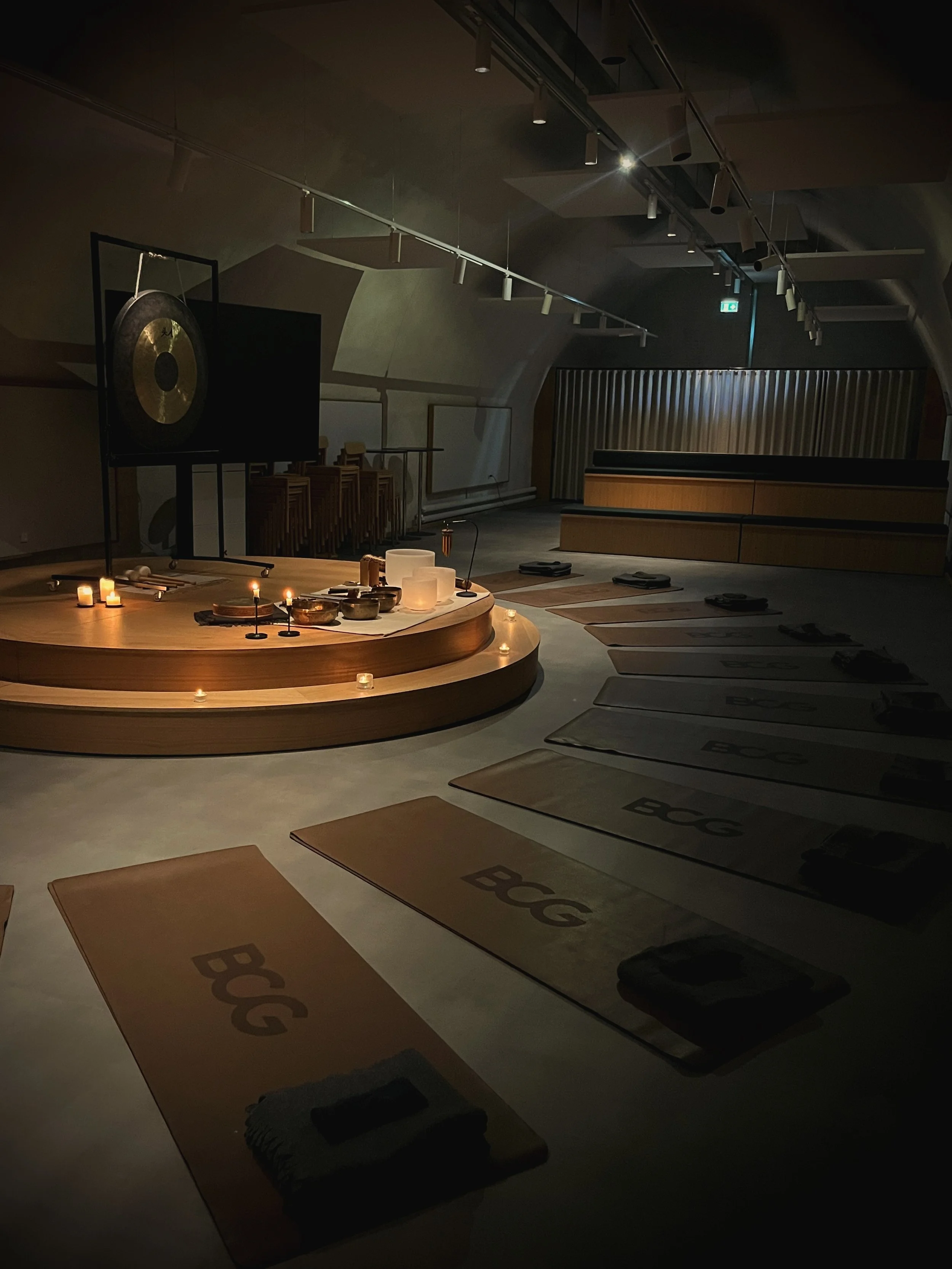 office soundbath
