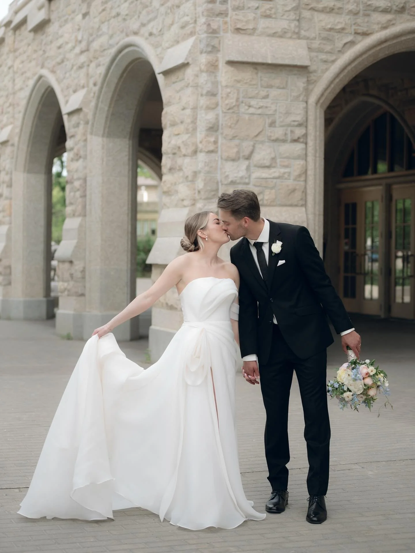 You can plan every detail&mdash;down to the minute, the mood board, the playlist. But the real magic? It&rsquo;s in the moments you can&rsquo;t plan. The teary-eyed glances, the wind catching your veil, the unexpected belly laughs.

I&rsquo;m here fo