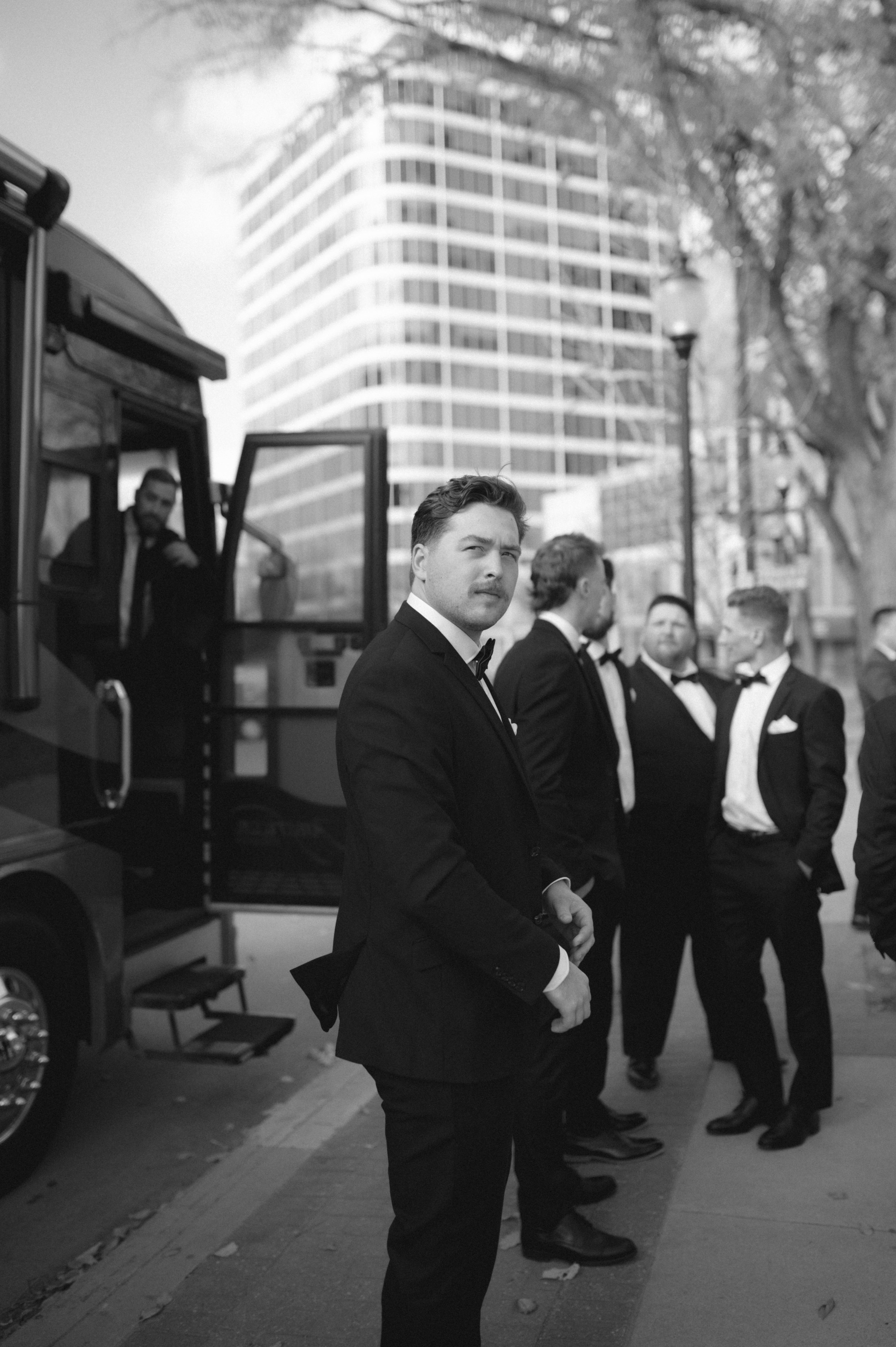 Everything You Should Know Before Second Shooting a Wedding