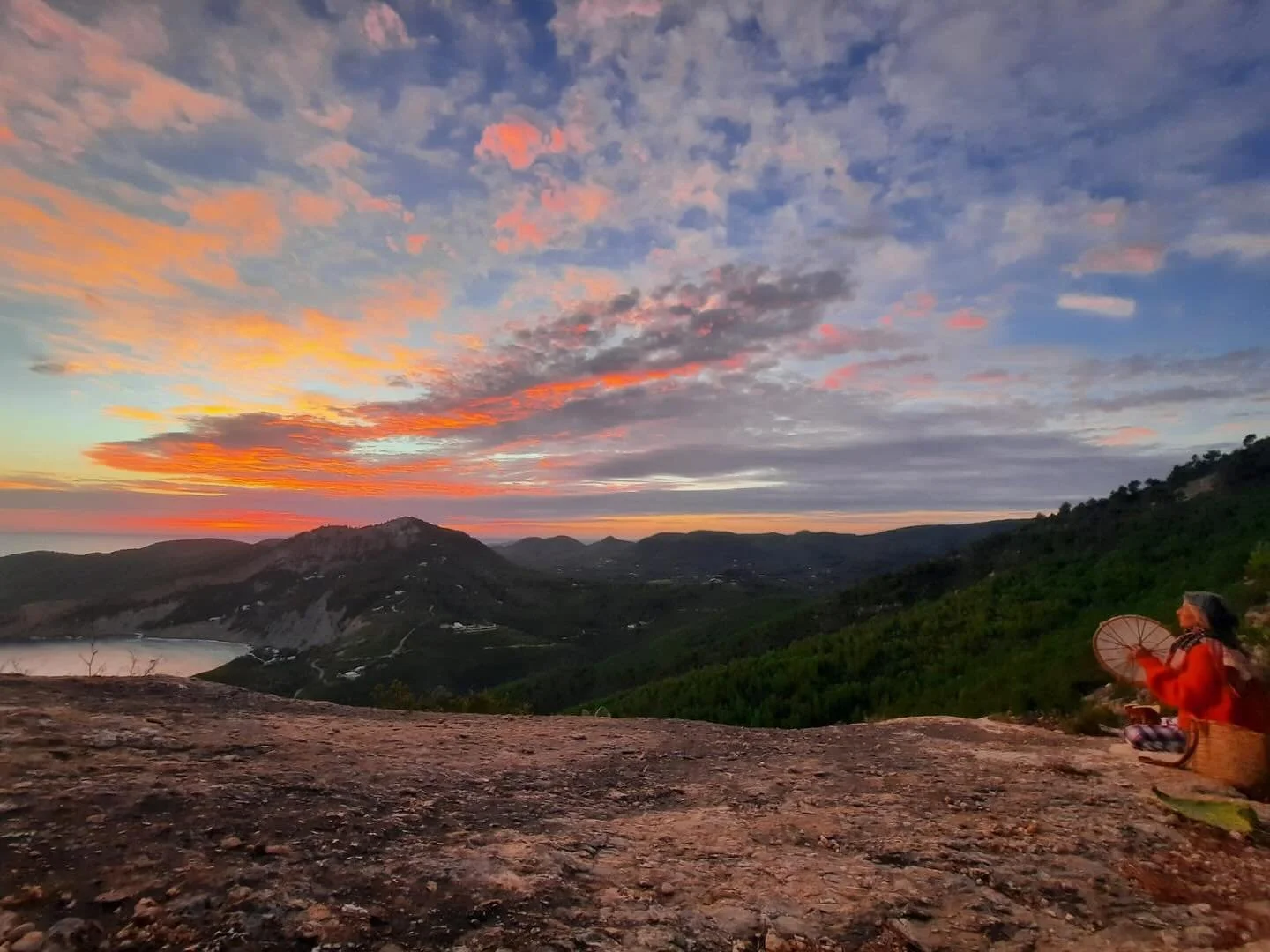 I am allowed to see.
I am allowed to be.
I am here to see.
I am here to be.

And everything listens.