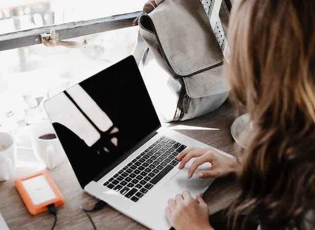 How To Negotiate With Customer Service At Big Companies