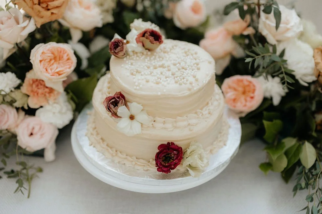 Sierra-Alex-Wedding-Cake-5.jpg
