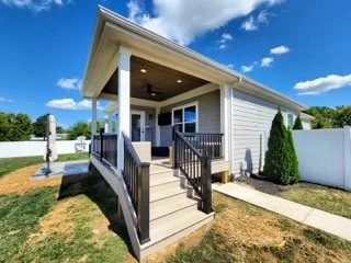 488081167_1253345043463665_7922237261205402178_n (1) Small.jpeg