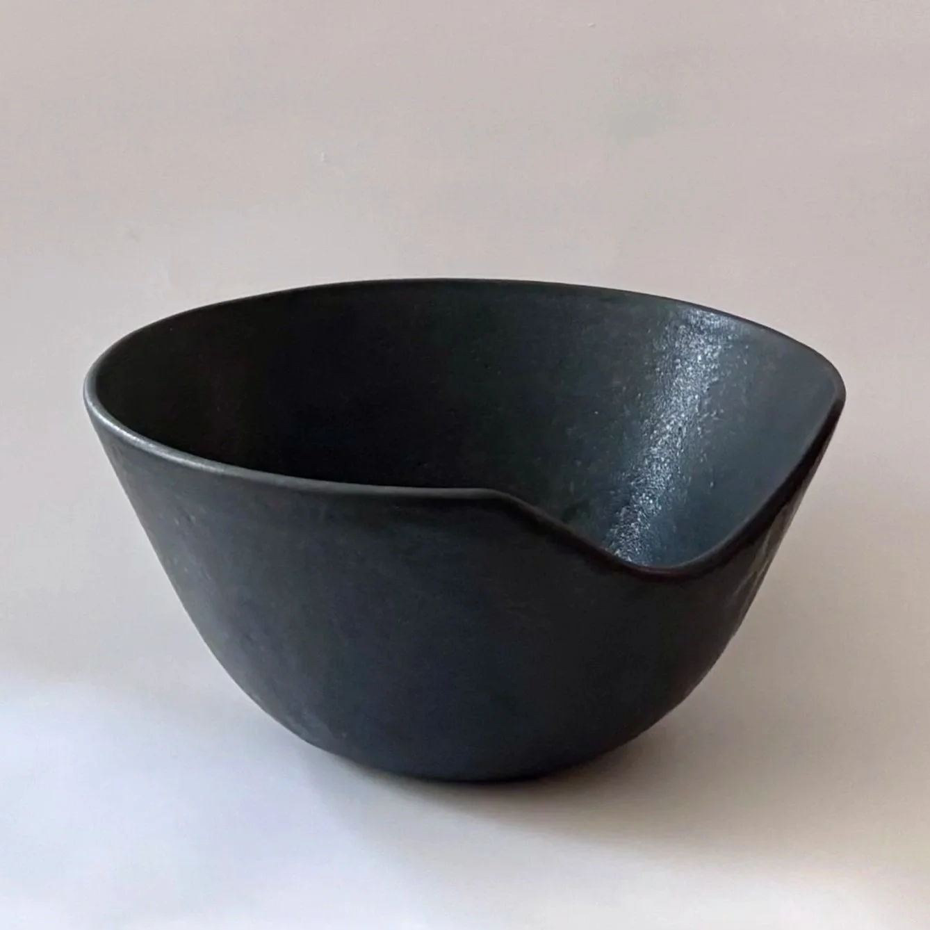 black notch bowl