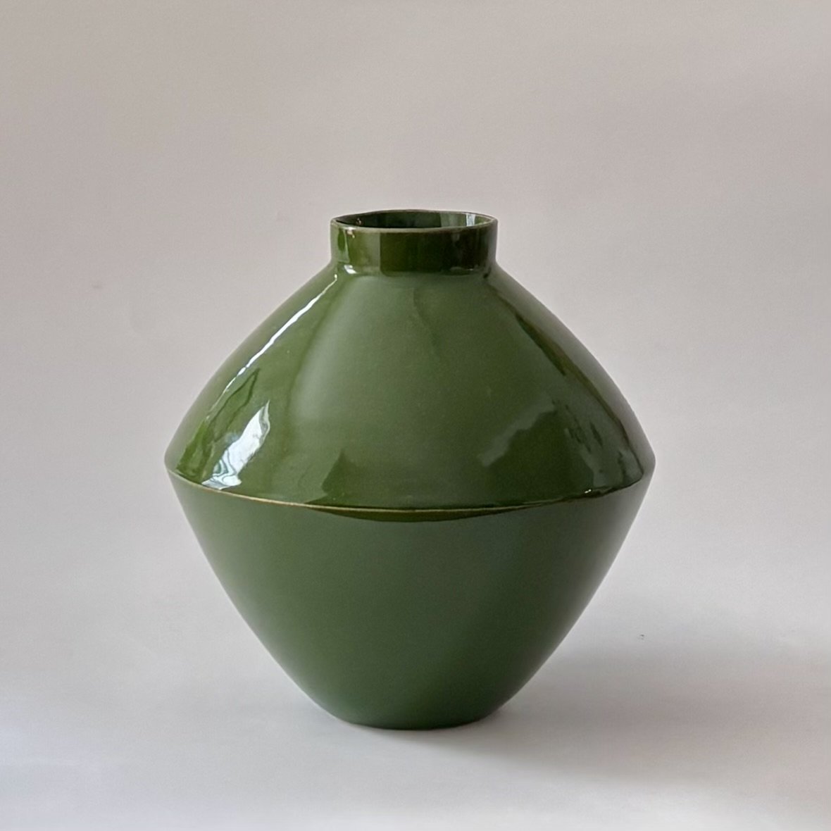 glossy spruce vase