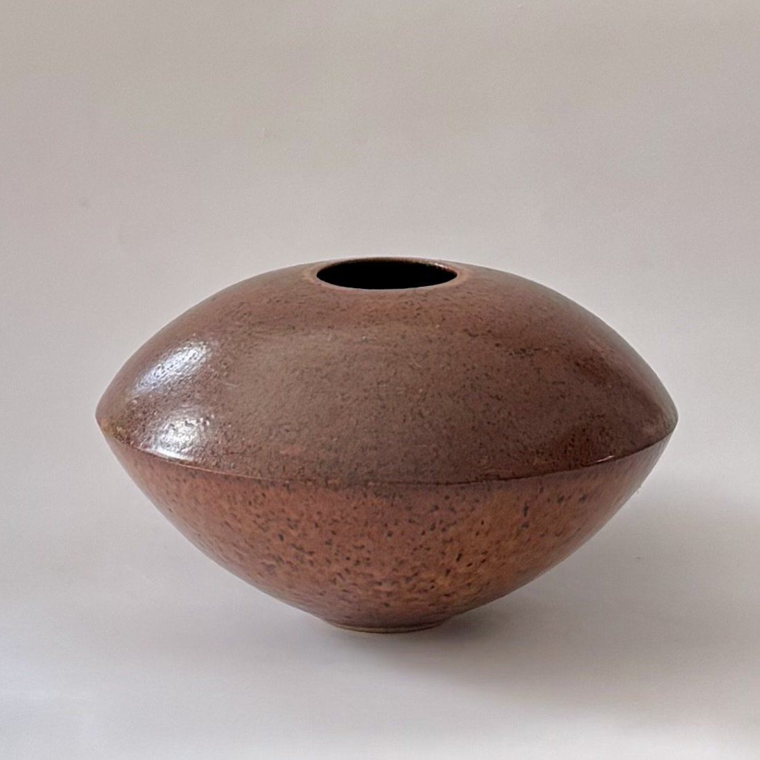 speckled vessel