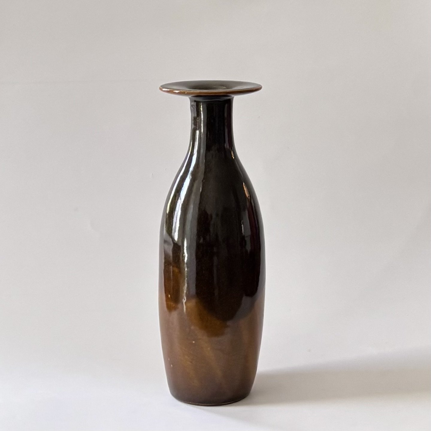 glossy amber flare bottle