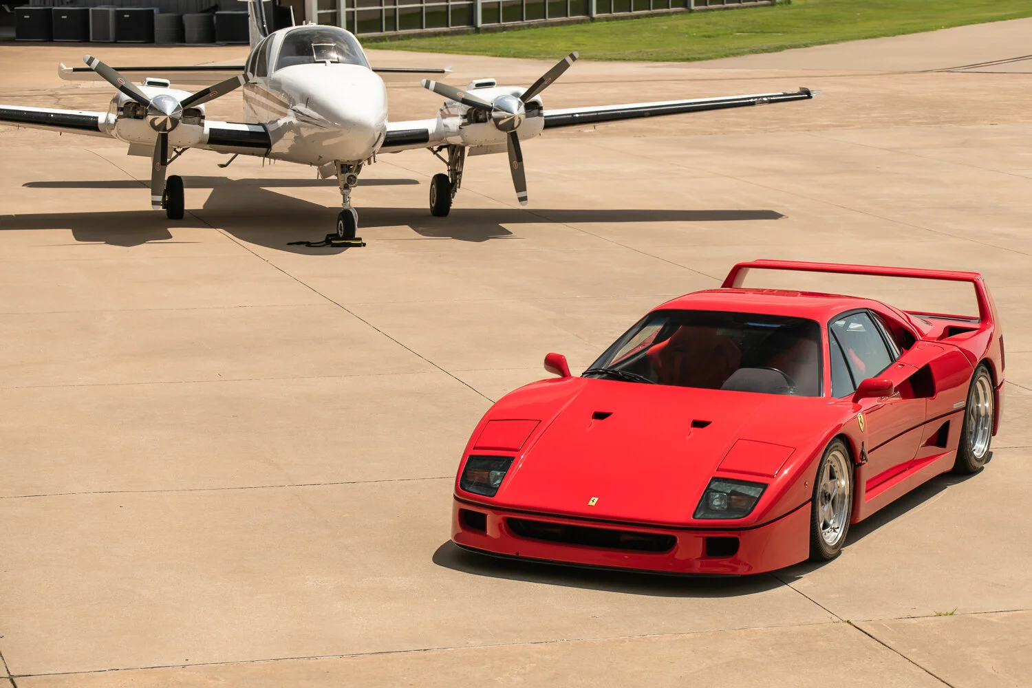 Automotive Photography Ferrari F40 next to Beechcraft Bonanza by David Loi
