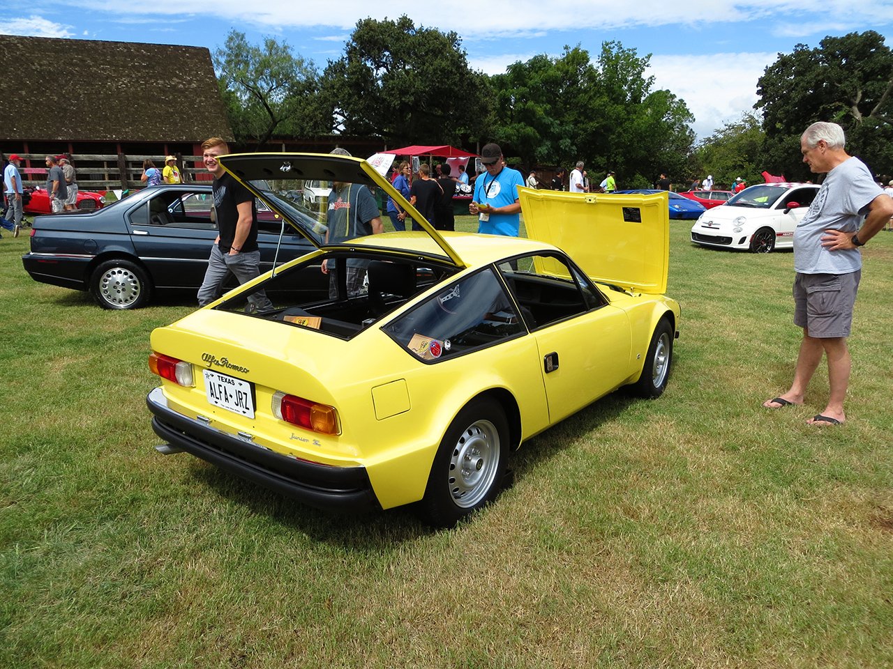 71-alfa-romeo-junior-zagato-005-big.jpg.jpeg