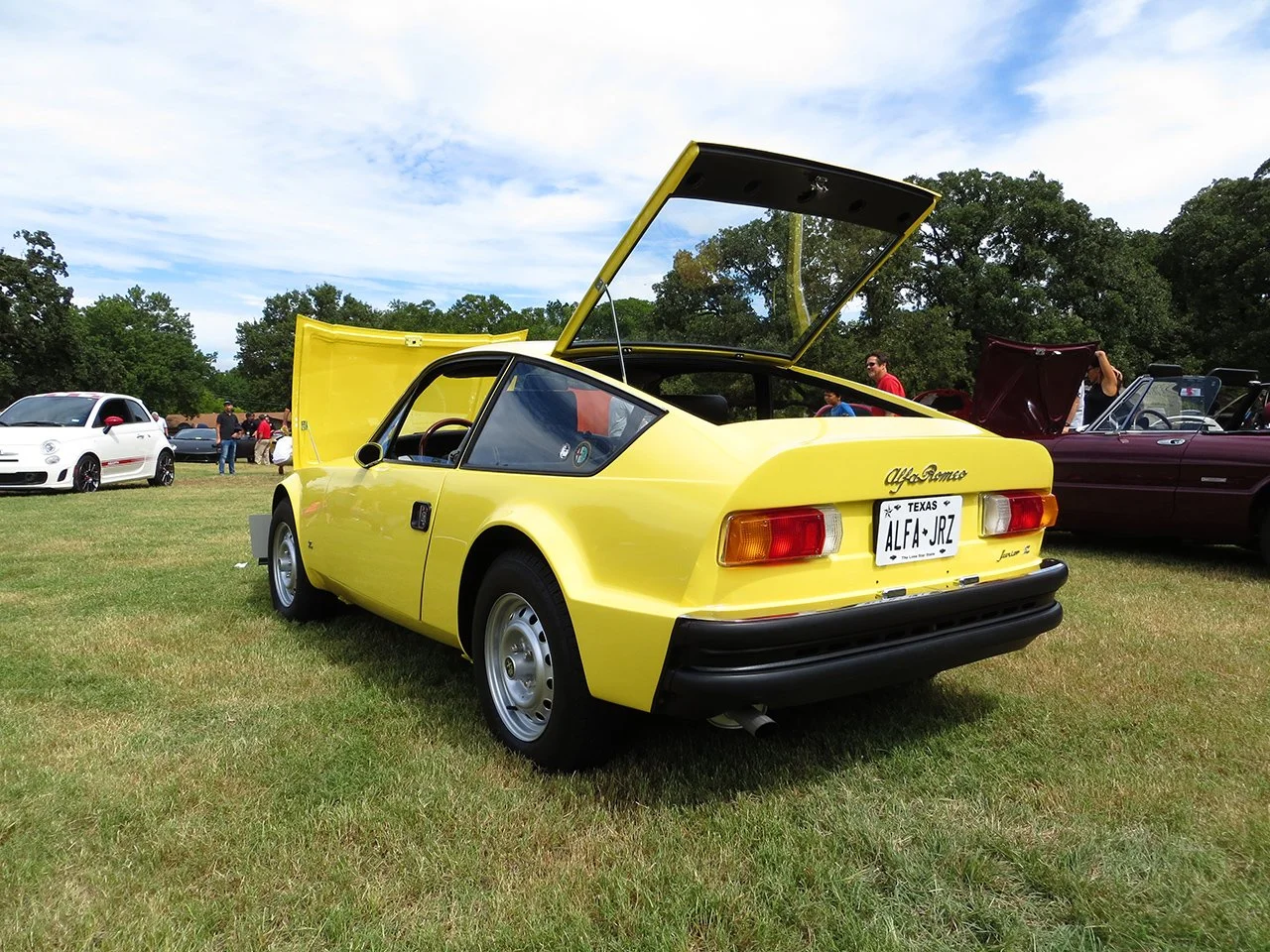 71-alfa-romeo-junior-zagato-002-big.jpg.jpeg