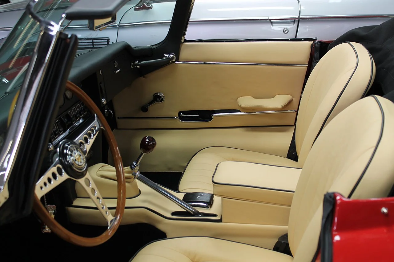 jaguar-e-type-08-big.jpg.jpeg
