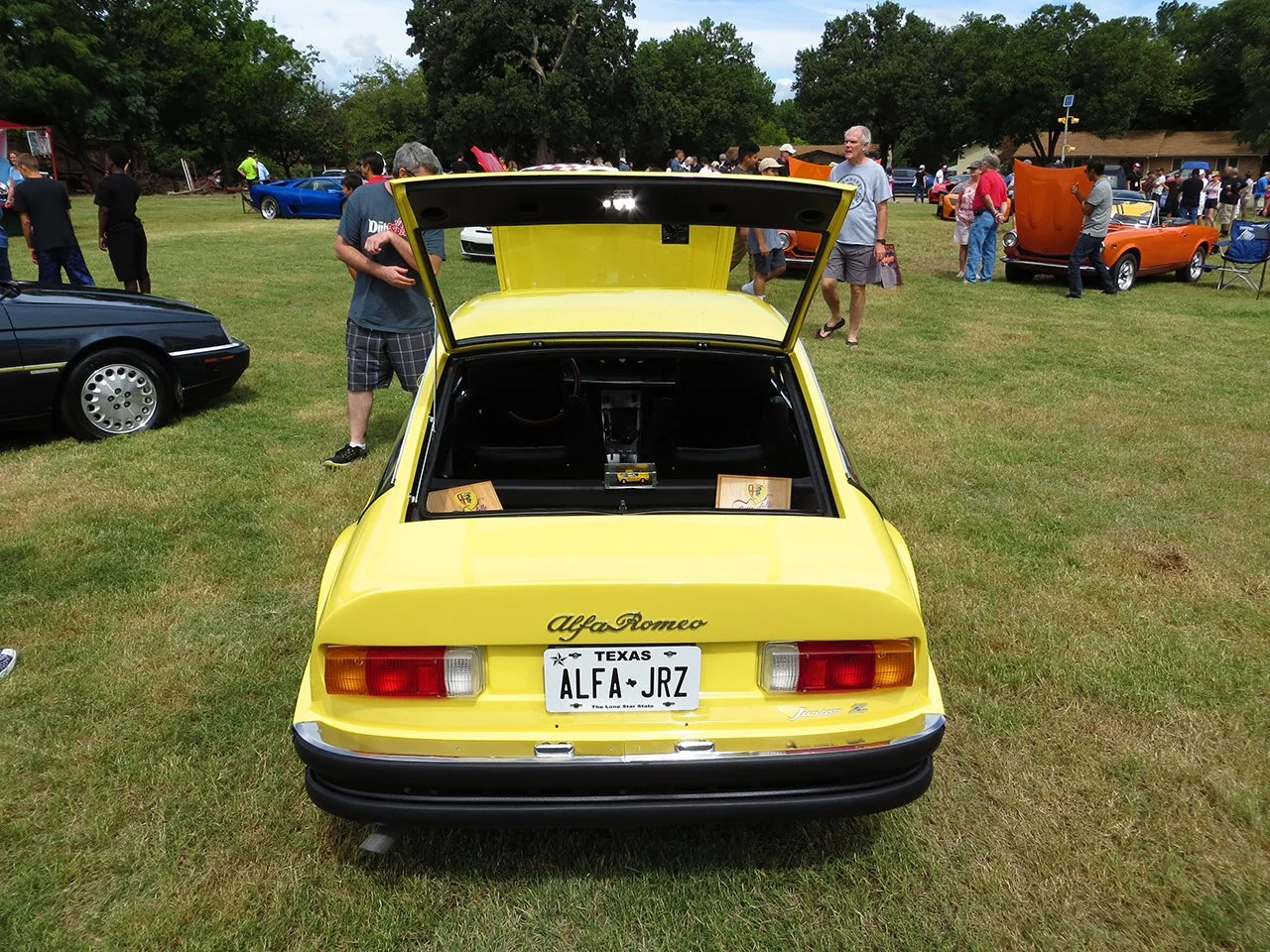 71-alfa-romeo-junior-zagato-003-big.jpg.jpeg