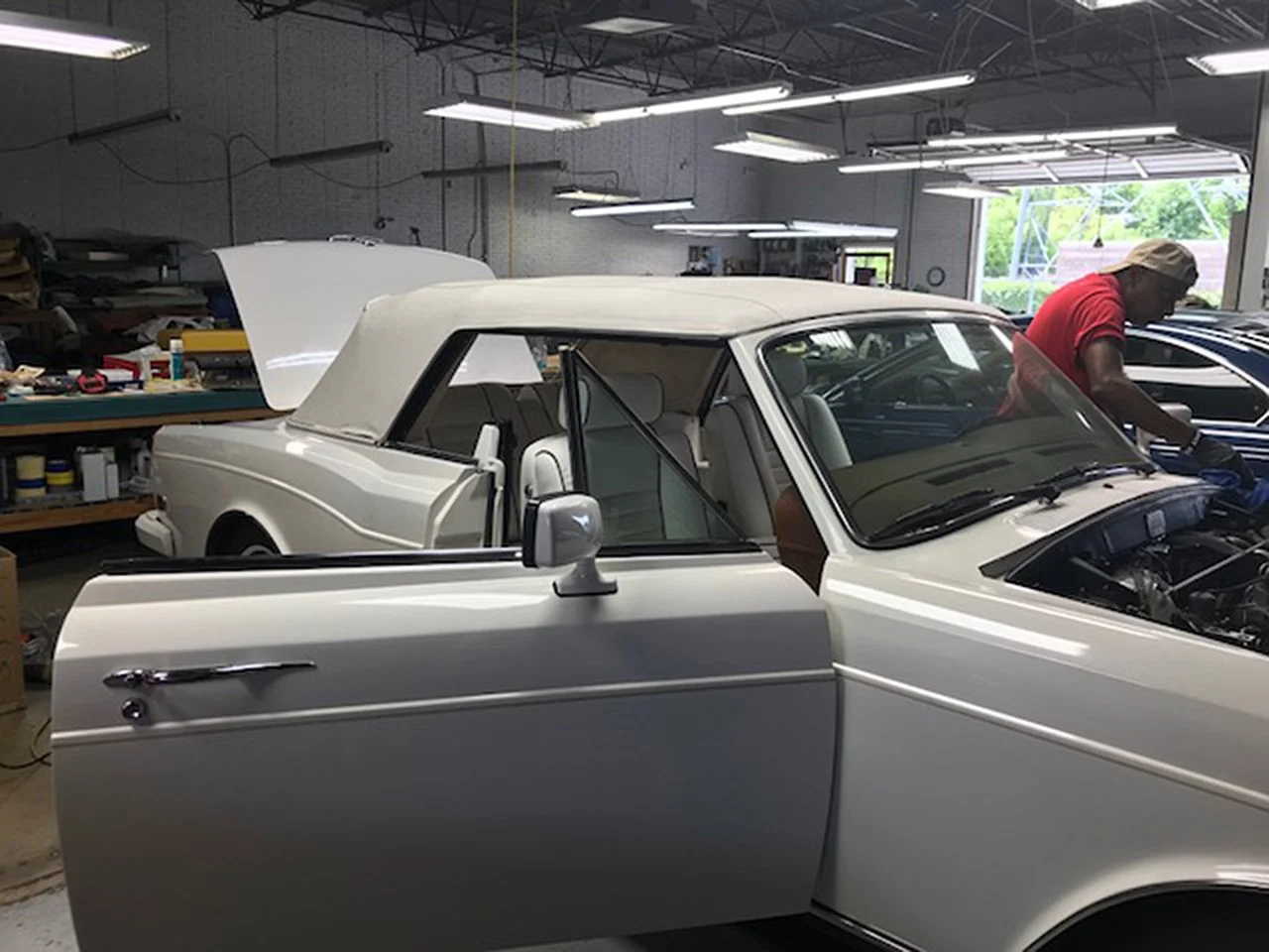 89-rolls-royce-corniche-ii-008-big.jpg.jpeg
