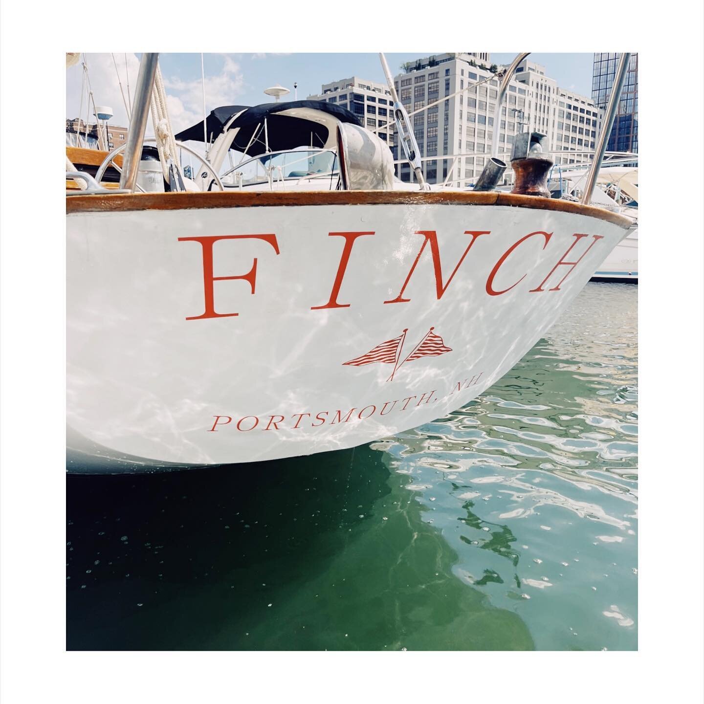 S/Y Finch, Portsmouth NH [only she lives in Brooklyn NY 🤭] with our club burgees in red // who&rsquo;s coming sailing this week with us?

#SailMore #NYC #SailingCollective