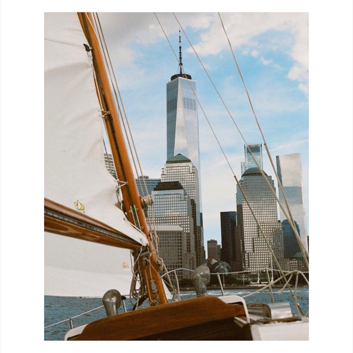 New York Ah Um .. cruising the harbor has never felt so good! This week &amp; weekend folks, openings for both members outings and private charters, friendly reminder to make summer last! Link in bio for instructions on ways to book your New York Har