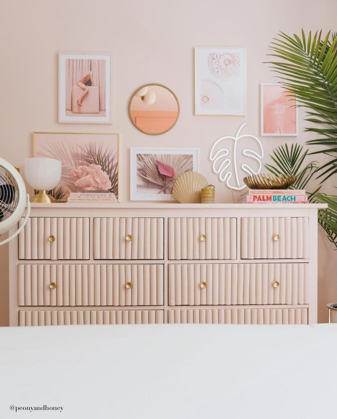 I've been inspired by this @peonyandhoney Ikea hack dresser to do something to my own Ikea dressers and wardrobes I got 10 years ago when I first moved to Brooklyn! Ok, actually when I first moved to Brooklyn I had no furniture at all except for an a