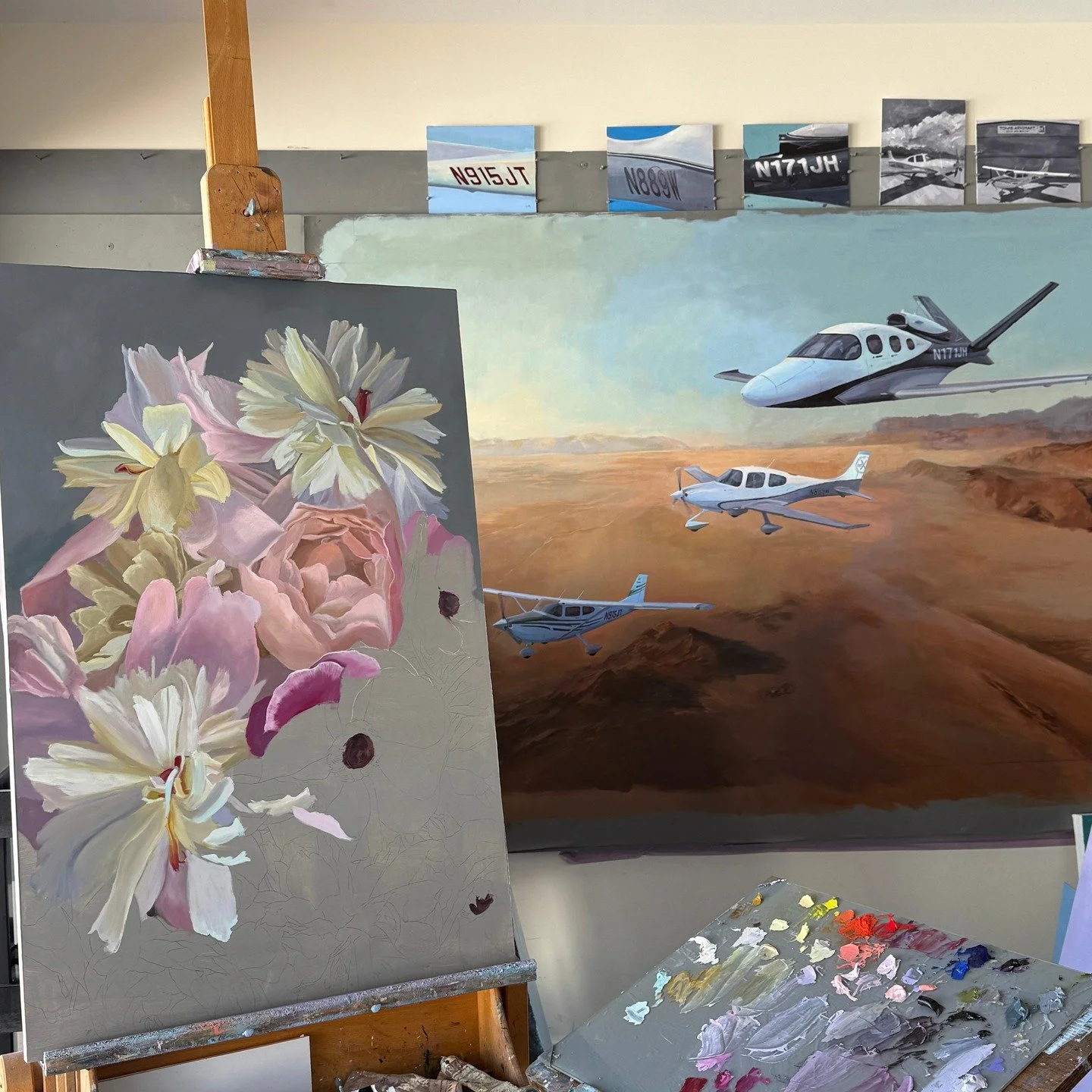 Just working on my favorite things over here. Large commission drying and new floral work for the May show at @joflemingart in downtown Annapolis underway. The month of May is very special in Annapolis, and I have a few surprises coming for our Naval