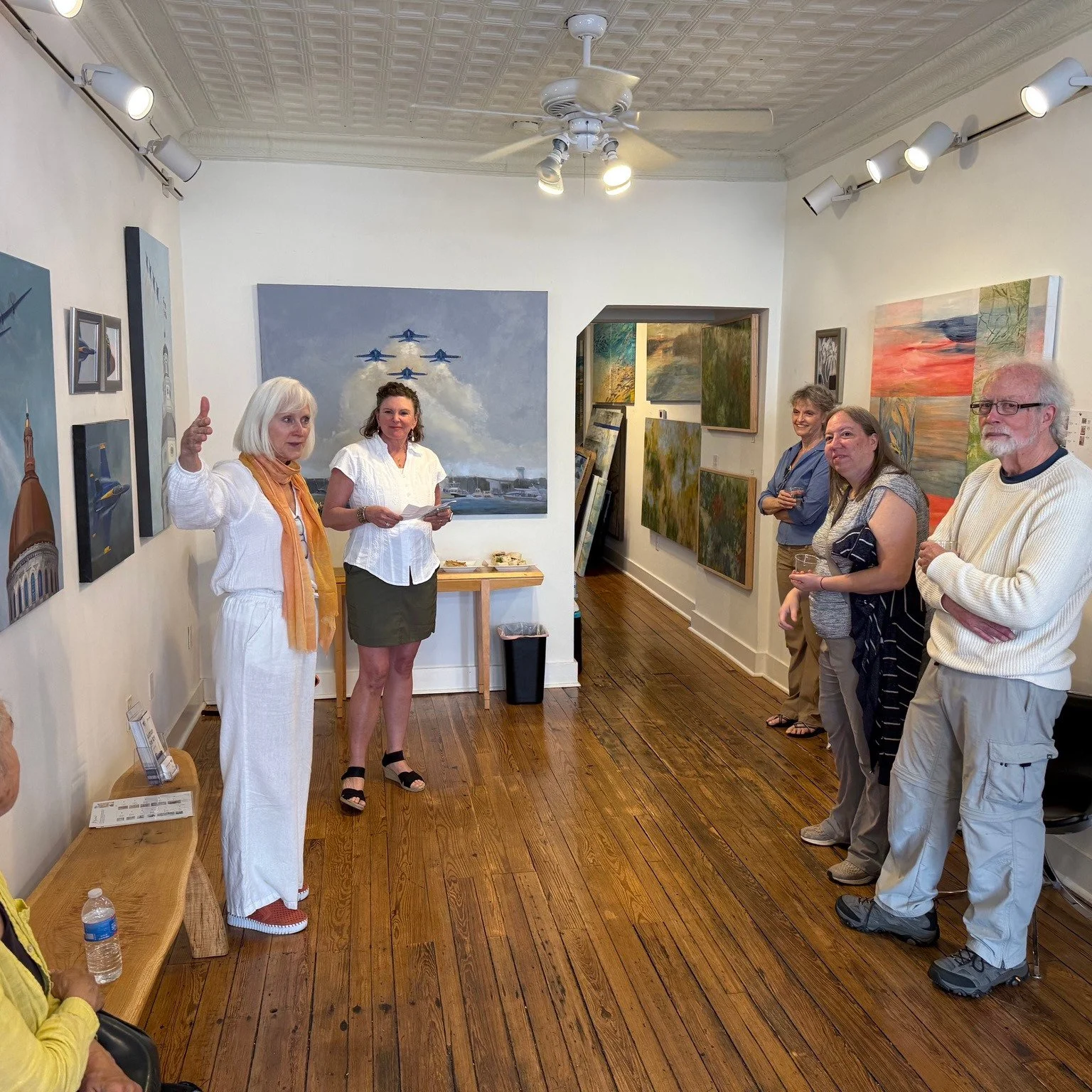 Thanks to everyone who stopped by @joflemingart Saturday night for the reception. It was great to meet everyone. I'll be painting in the gallery next Thursday-Sunday (May 21st-May 24th) from noon -5. Stop by and see what's on the easel!

#planeairart