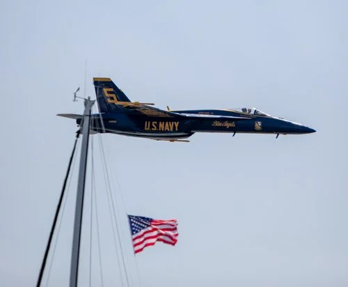It was a beautiful day in Annapolis harbor watching the Blue Angels soar over the Academy. What a special treat though to see the F35B Lightning II hover! That was an unexpected flight demonstration. 

#NavalAviation
#FlyNavy
#NavyPilot
#MilitaryAvia