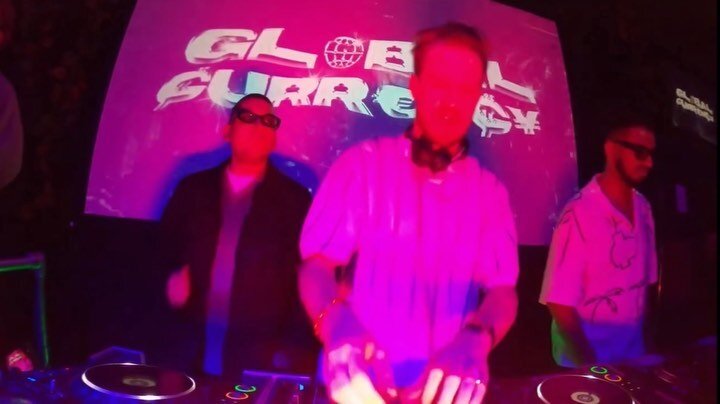 🤪In February @globalcurrencychi flew out to LA to play a special guest set at @nonazar.la and we got footage of the whooooole night! This set was one of the highlights of the year so far and now you can re-live all the madness on YouTube. Hit that l