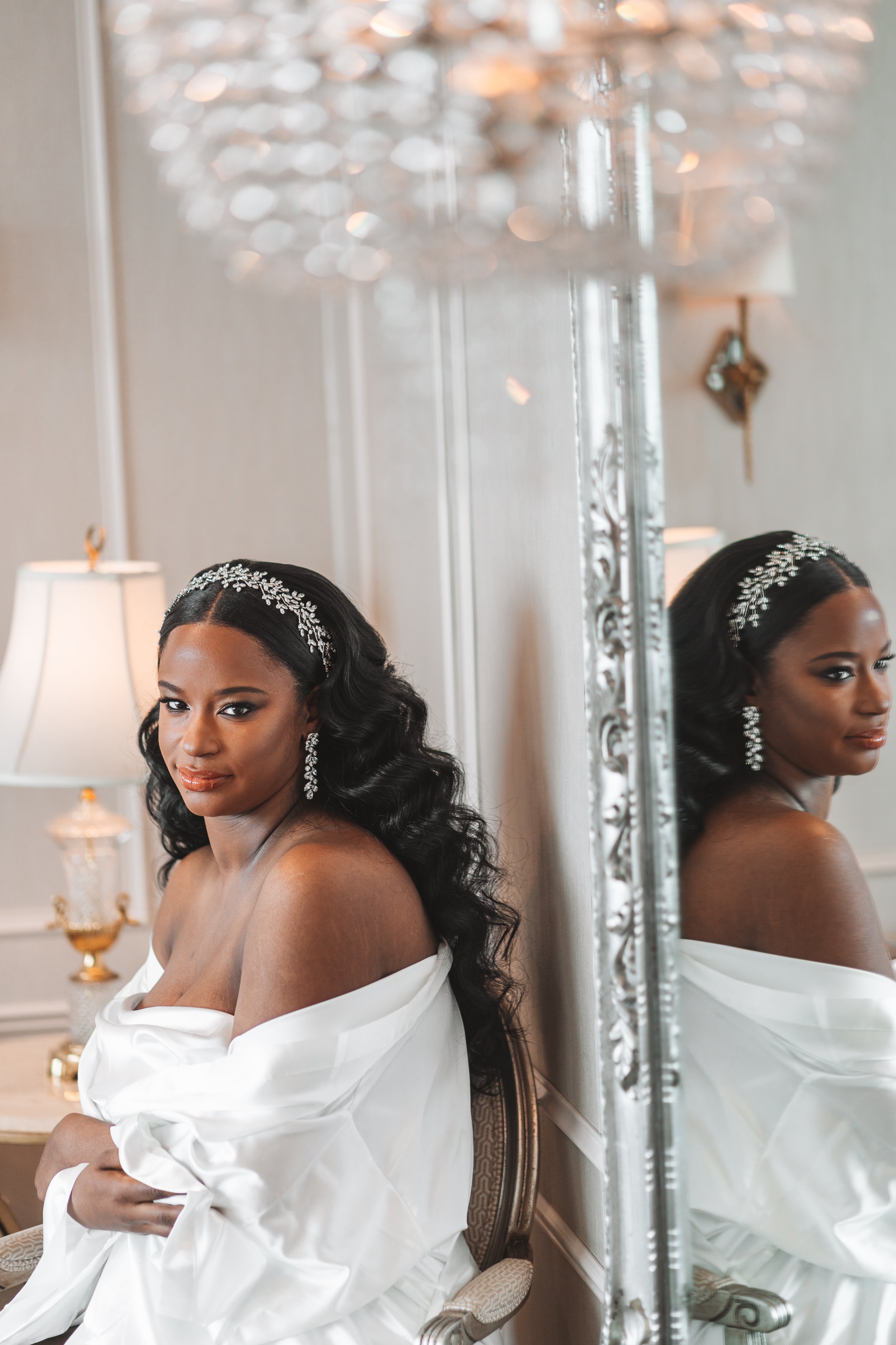 13 Afro Bridal Hairstyles For a Beach Wedding