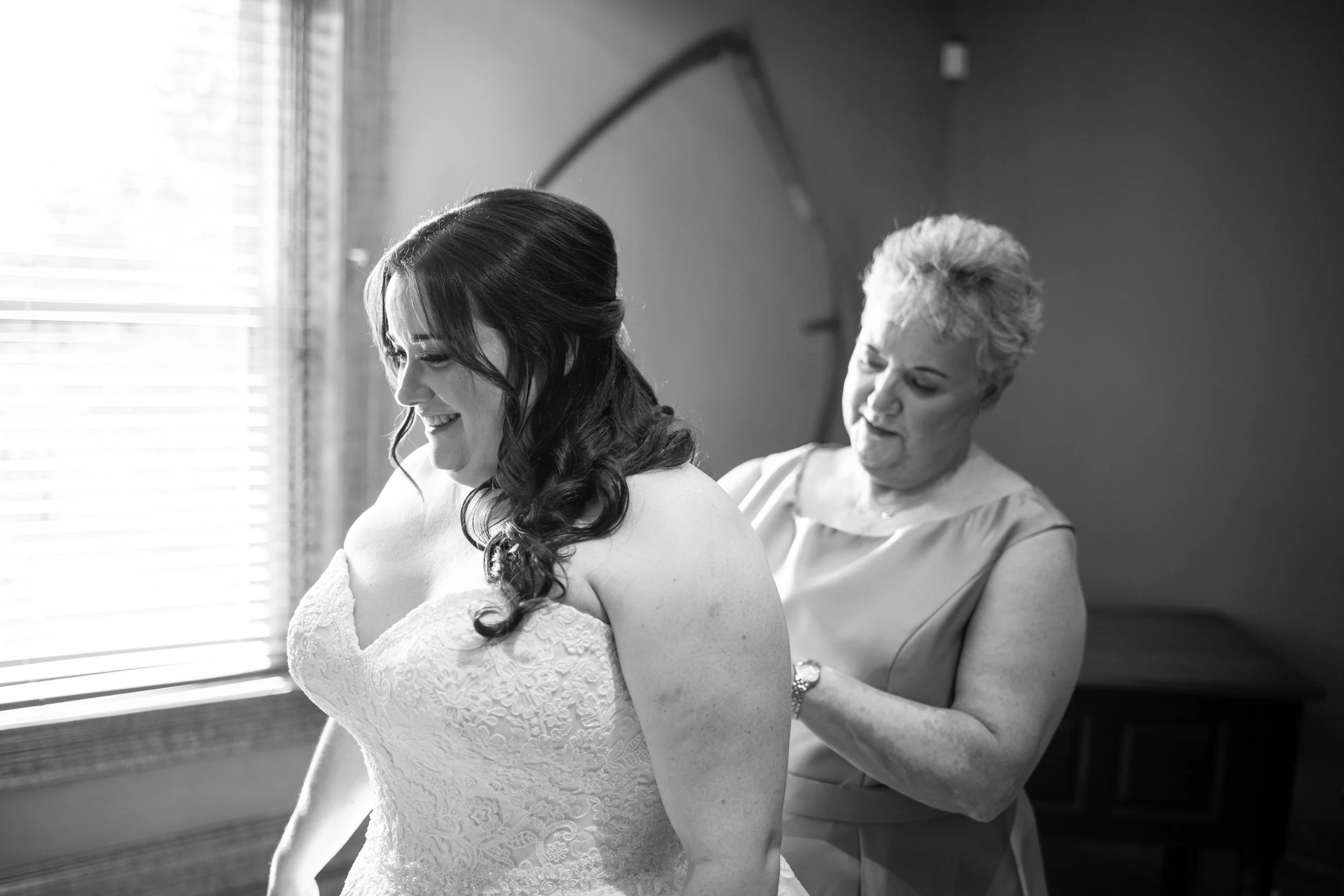 Toronto Elopement Photographer