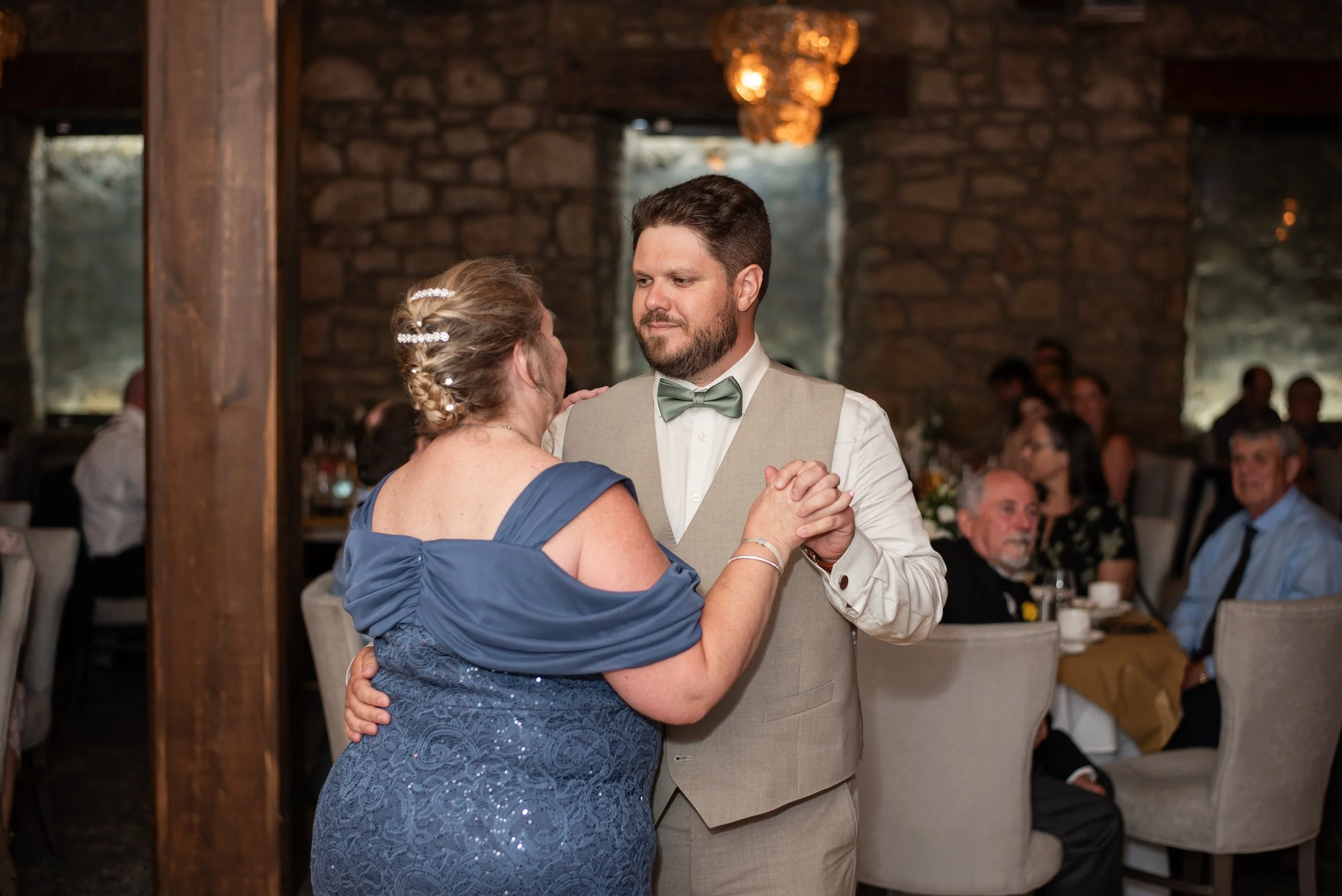 ARWeddingREC188.jpg