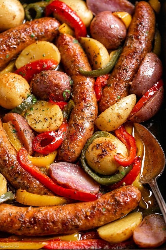 SAUSAGE & PEPPERS.jpeg