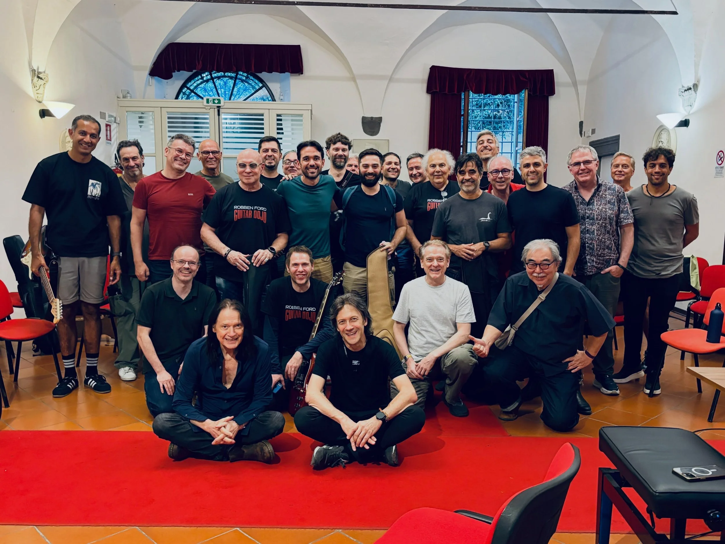 What an incredible weekend with our Dojo friends from all around the globe. No words to express how wonderful it was to meet everyone in person and to share music and the guitar with you. Many great new friendships were made! 😃 So much gratitude. Th