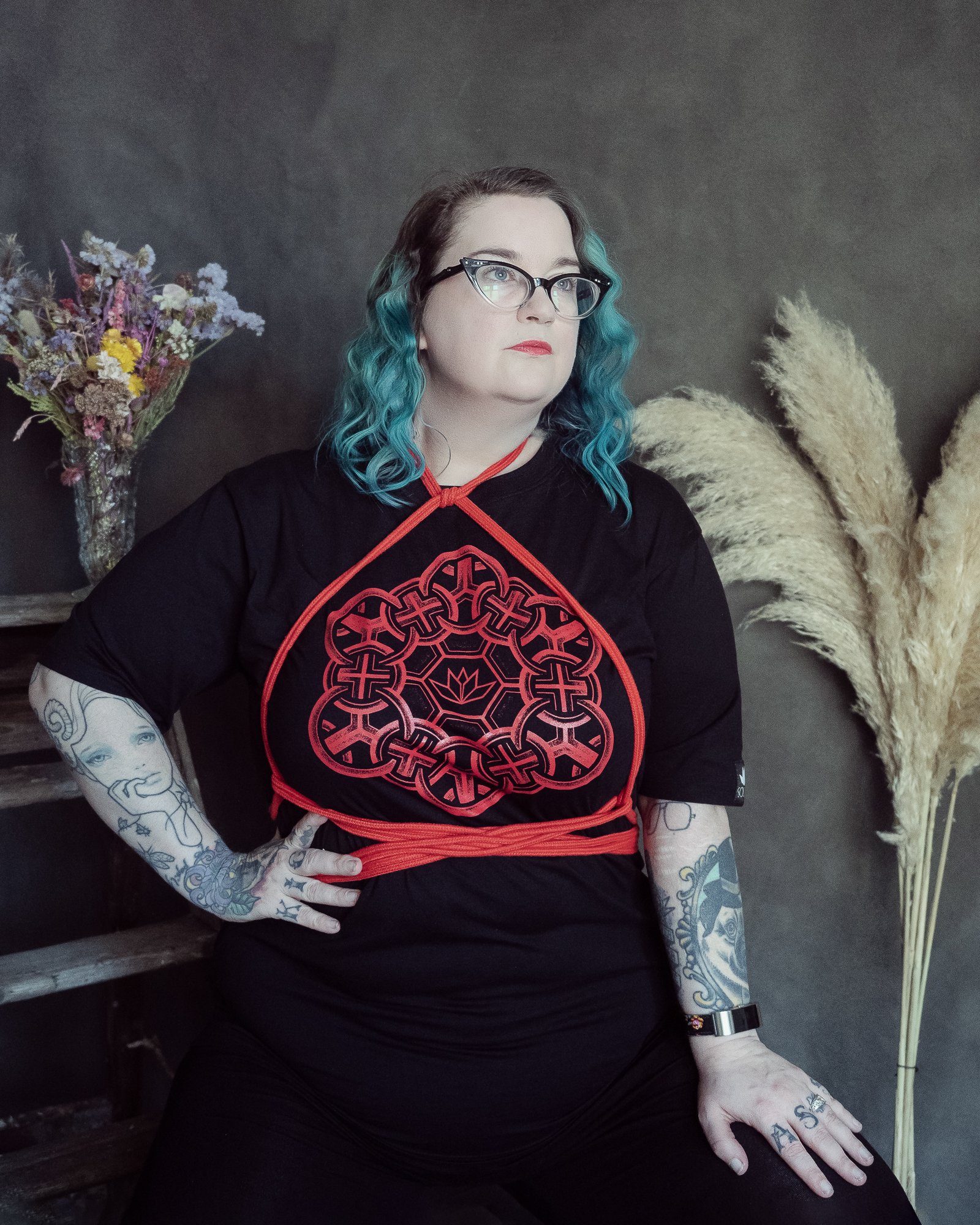 2023 06 02 selfies tshirt HIGH RES-3WEB RES.jpg