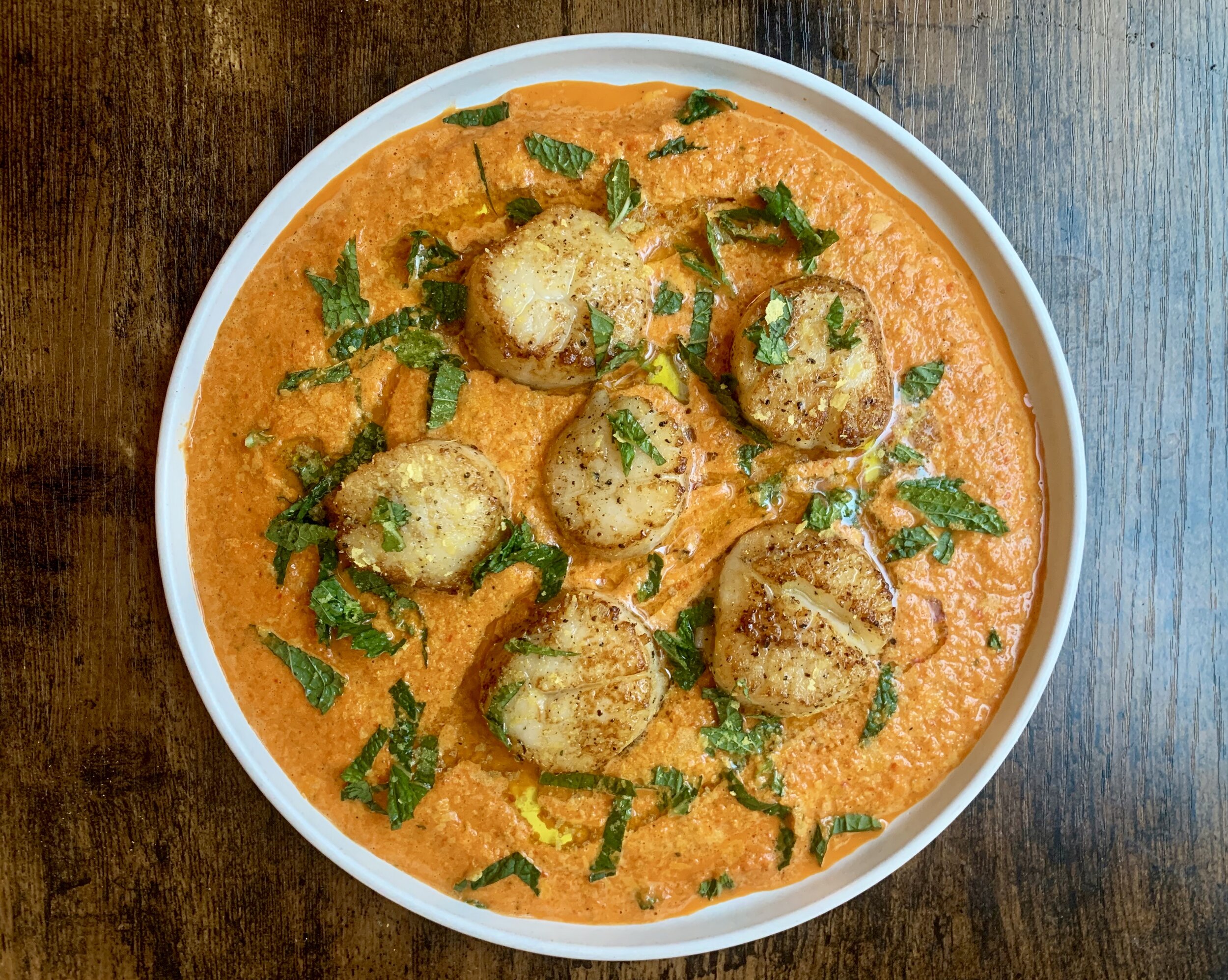 Scallops with a Zingy Red Pepper Sauce