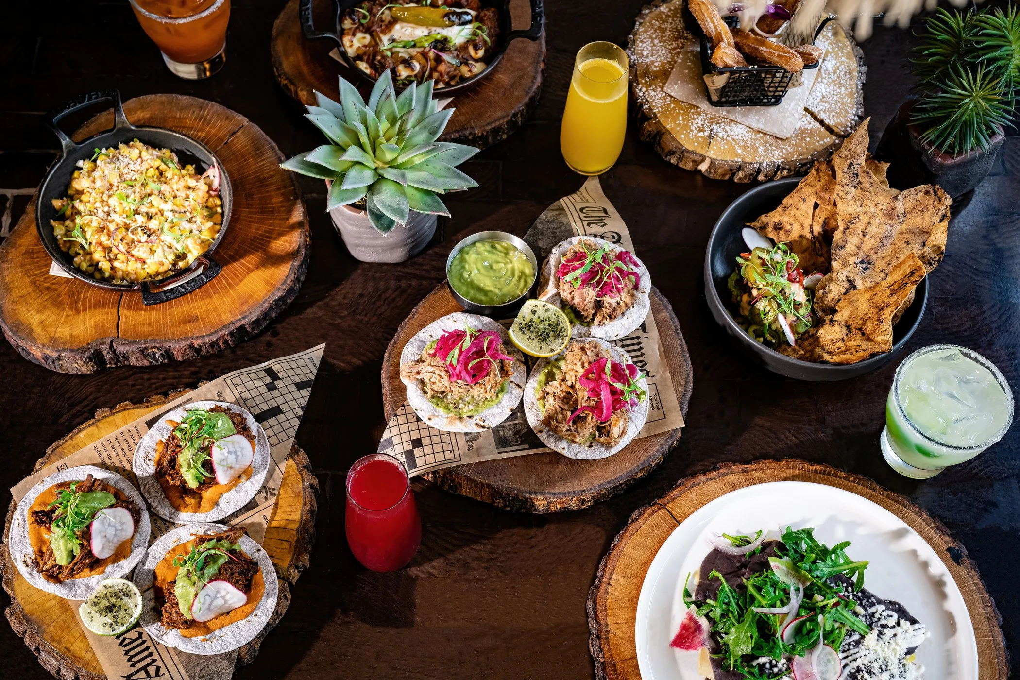 dLena-Oct22-Brunch-Tablescape-2-CU-2100x1400-dd3fbb59-3918-4da3-aacd-21552bb36bfc.jpg