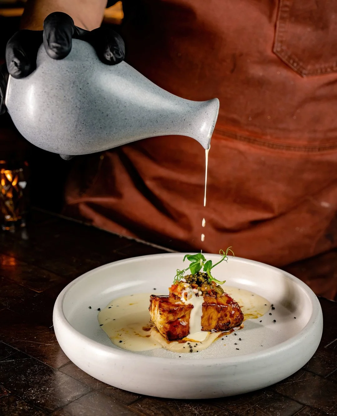 Closer than ever to the craft. ✨

dLe&ntilde;a&rsquo;s Chef&rsquo;s Table invites you into an intimate culinary journey, eight courses, curated pairings, and a front-row connection to the chef behind it all.

Better when shared. 
🔗 Link in bio. Limi