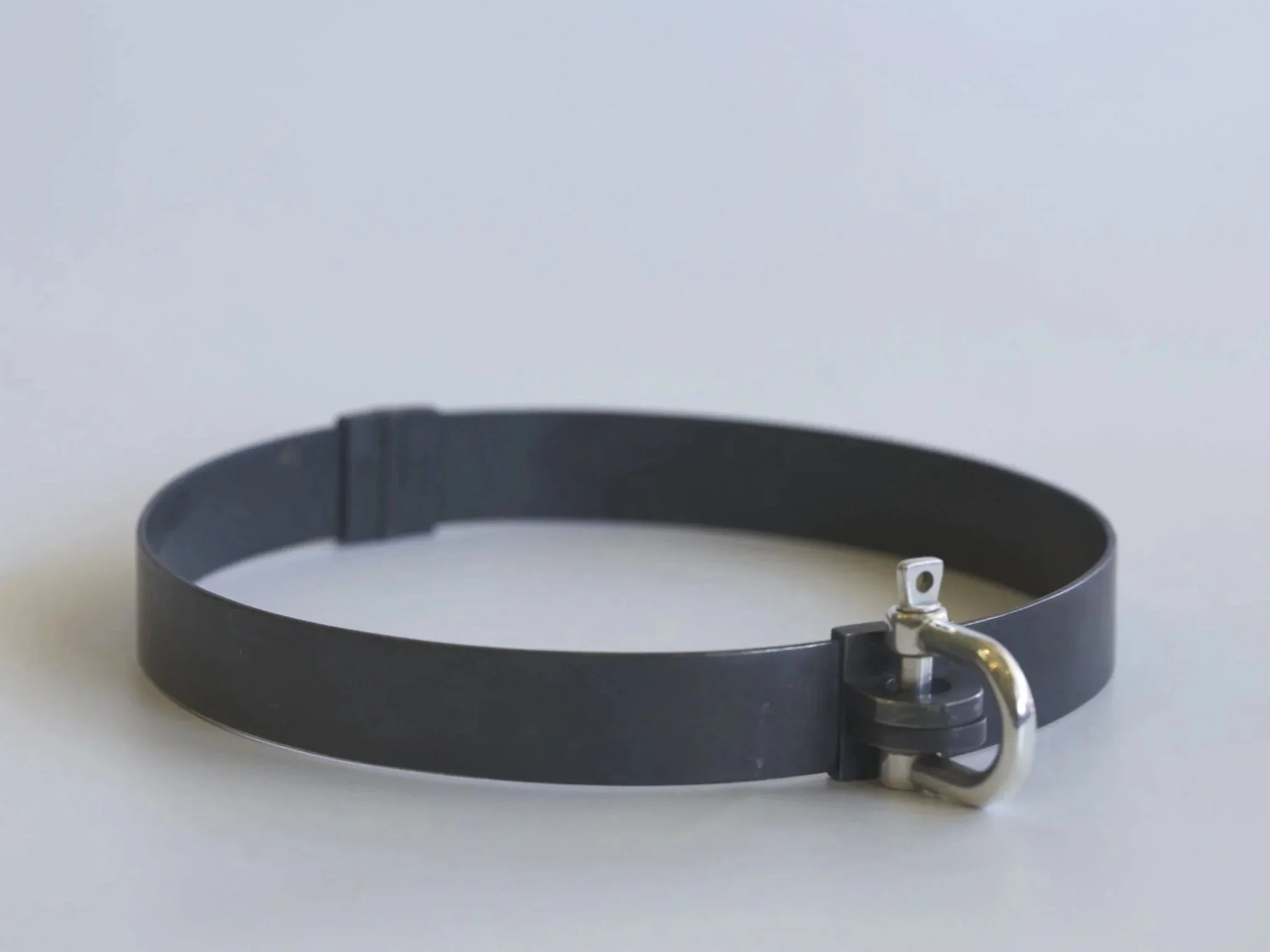 BLACK%2BCOLLAR.jpg