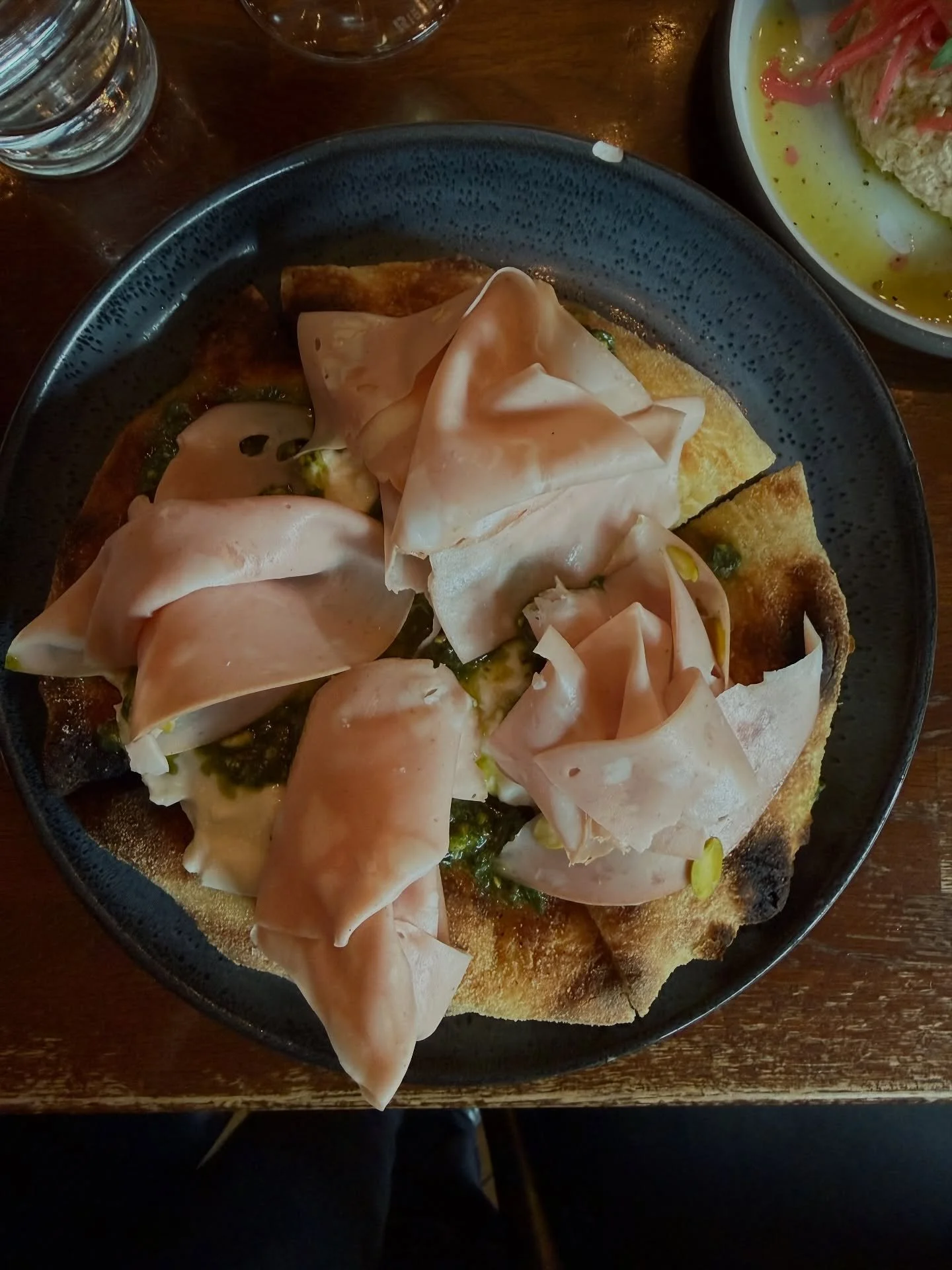 Everything we want in a perfect bite.
BURRATA PIZZETTA
good buratta / pistachio pesto /
mortadella
#stoneburnerseattle