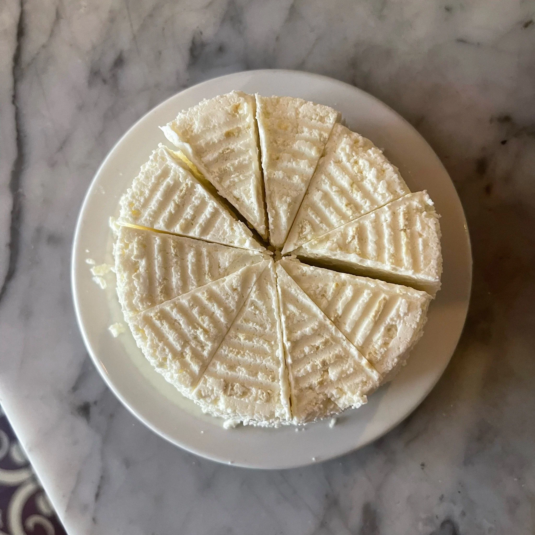 We try and make your visit as simple as possible, including booking a table. However you join us, we&rsquo;re grateful for your support as a guest. Stoneburner accepts reservations for parties of up to 16 guests through OpenTable, and walk-ins are al