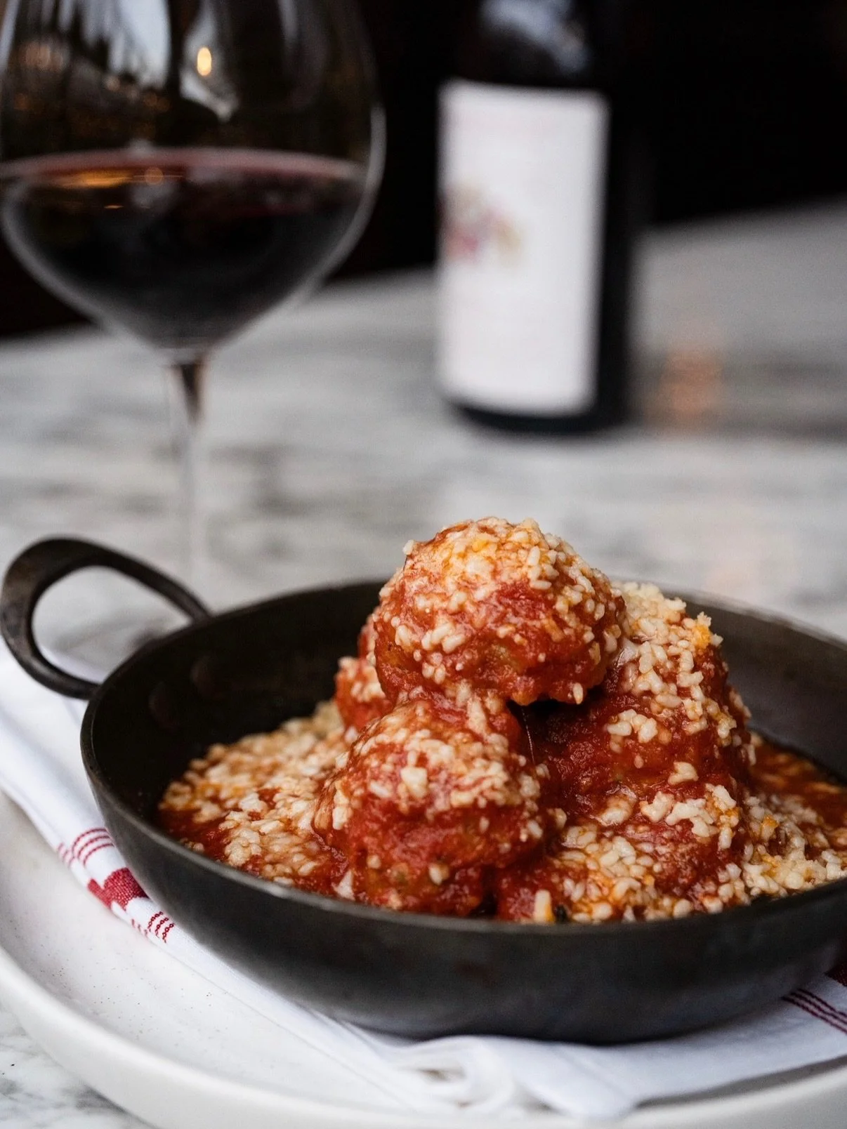 A little bird told us there has been several requests for our meatballs to return to Stoneburner&lsquo;s menu. Keep an eye out&hellip; Sounds like the request was heard.

#stoneburnerseattle #meatballmagic