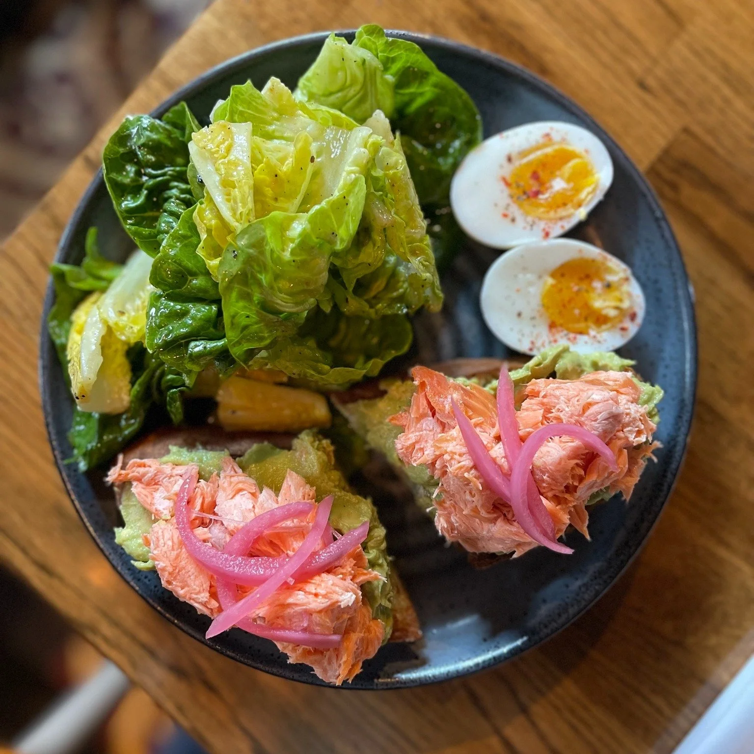 SMOKED SALMON TOAST
avocado / greens / 8 minute egg

The perfect breakfast, IMHO. Only on Sundays from 10 am to 3 pm.

#stoneburnerseattle #smokedsalmon #seattlebrunch #reservationsrecommended #ballardfarmersmkarket