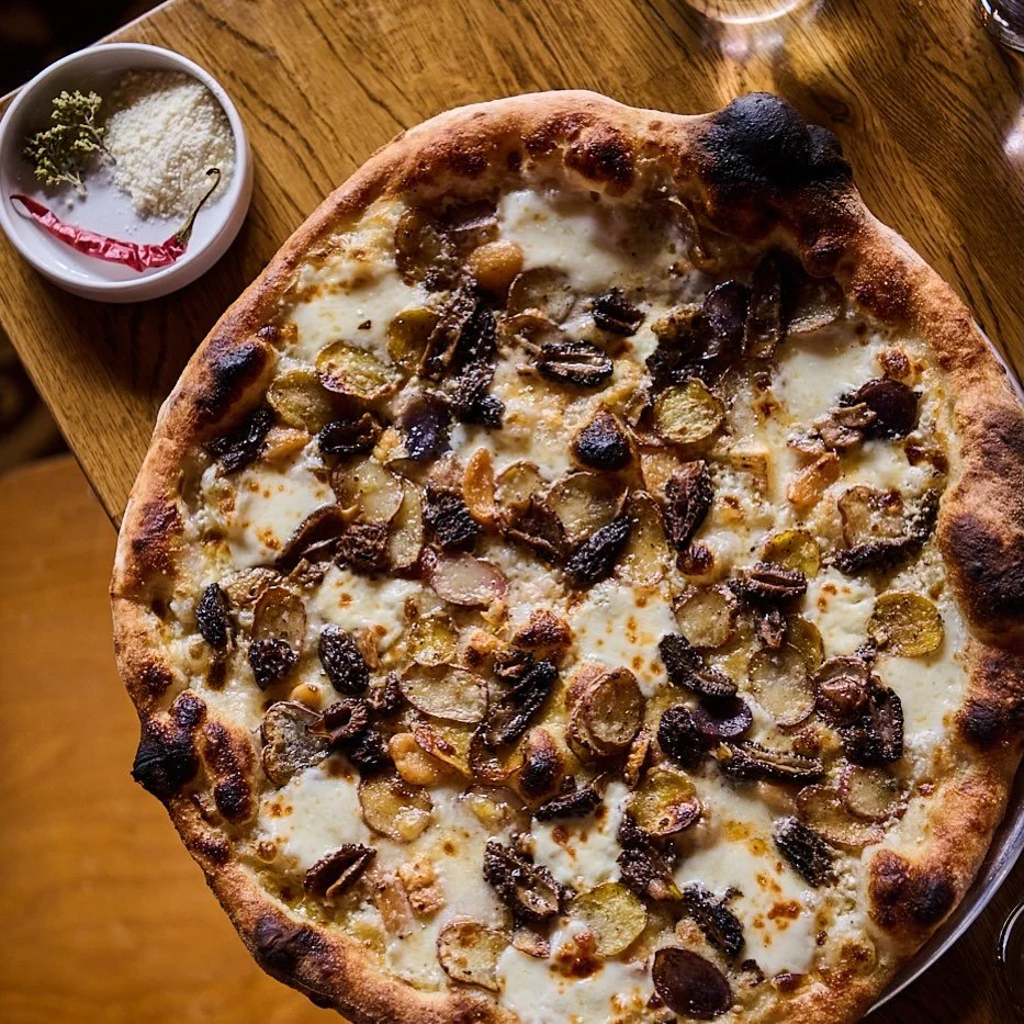 It&rsquo;s Friday, the sun keeps peeking out, and Ballard Avenue is coming alive. Hope to see you and yours over the weekend reservations are always recommended but never required. Feel free to stop by if you&rsquo;re on the Ave.

#stoneburnerseattle