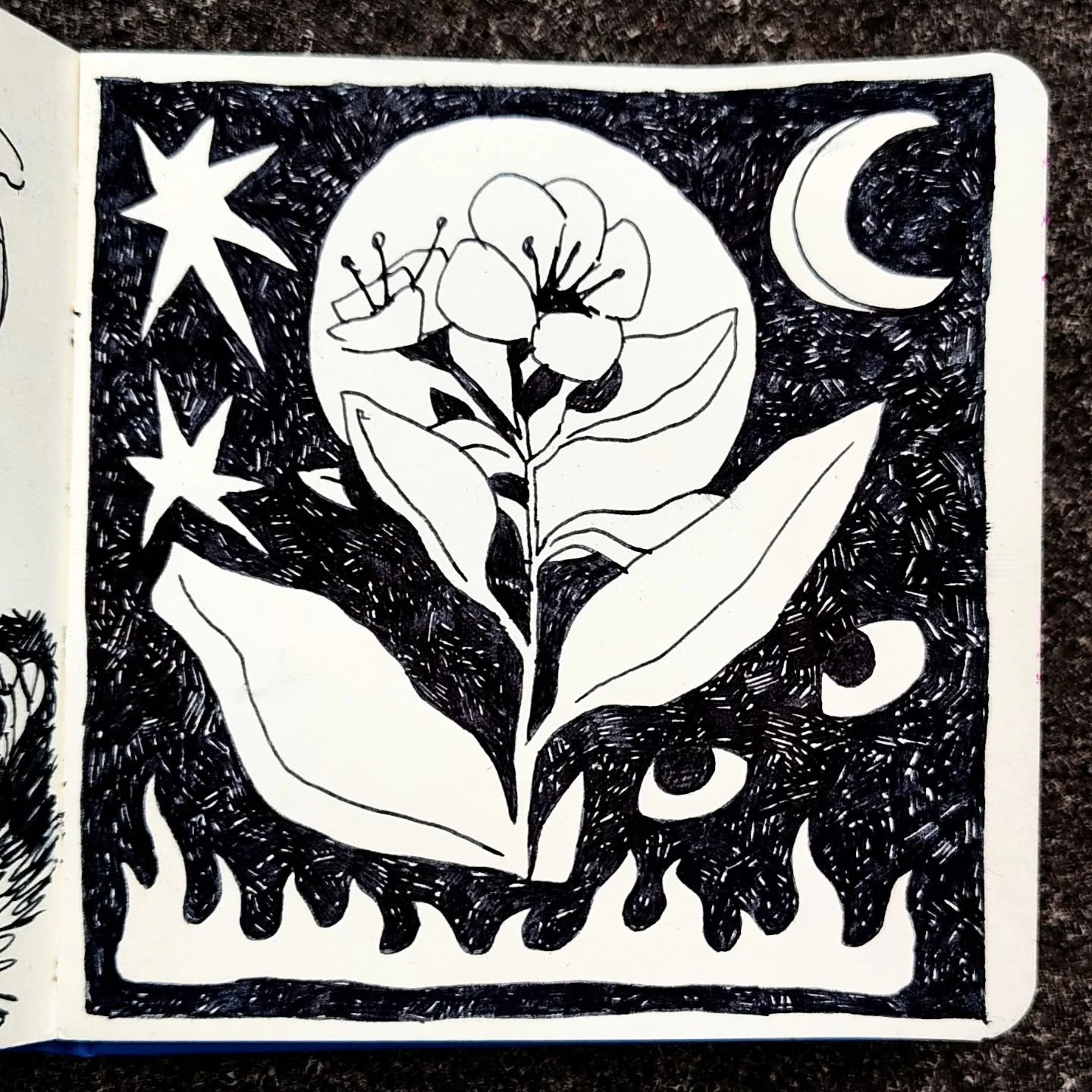 pretty flower
#inkdrawing #sketchbook #artist #illustration #drawing